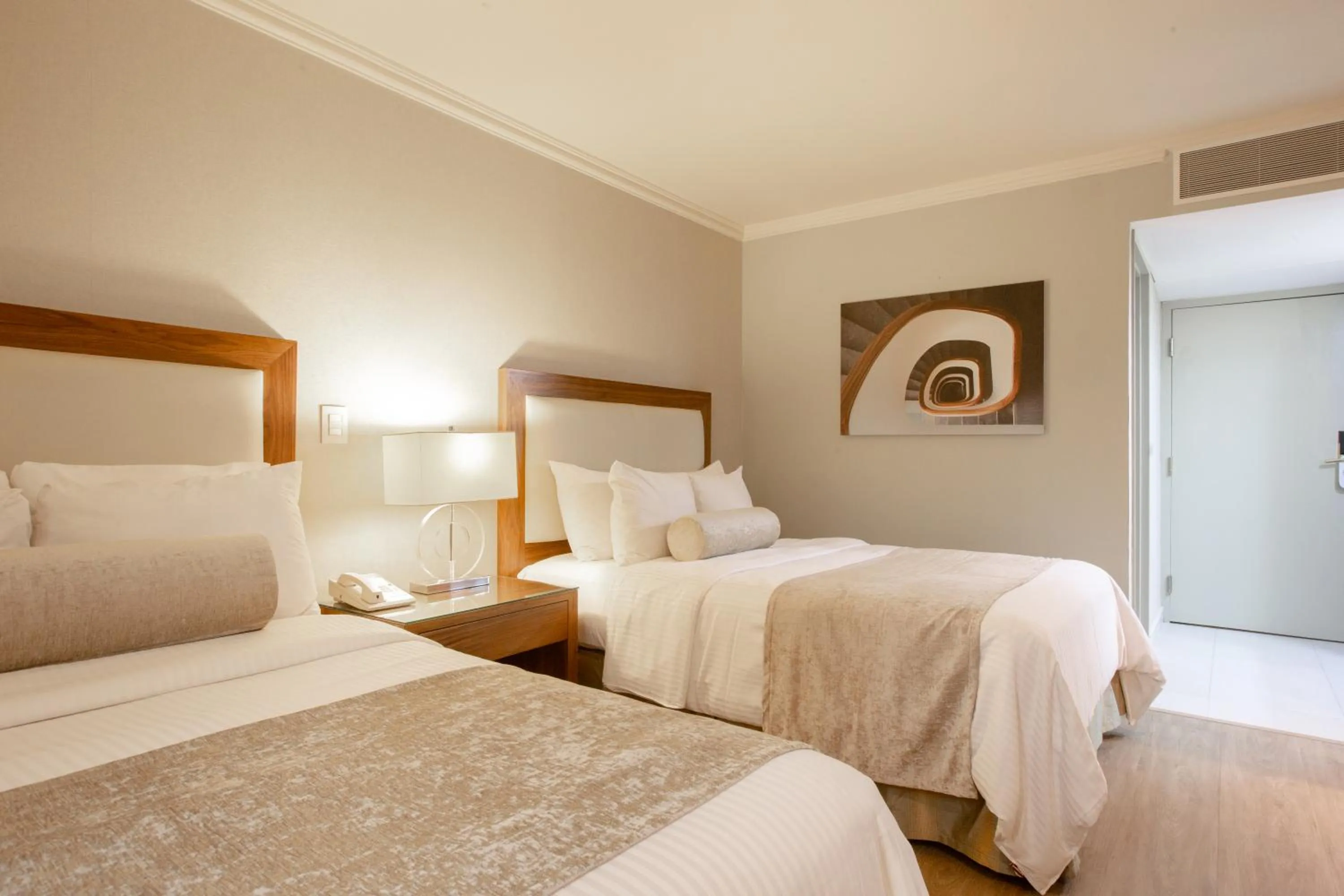 Luxor Double in Antaris Cintermex