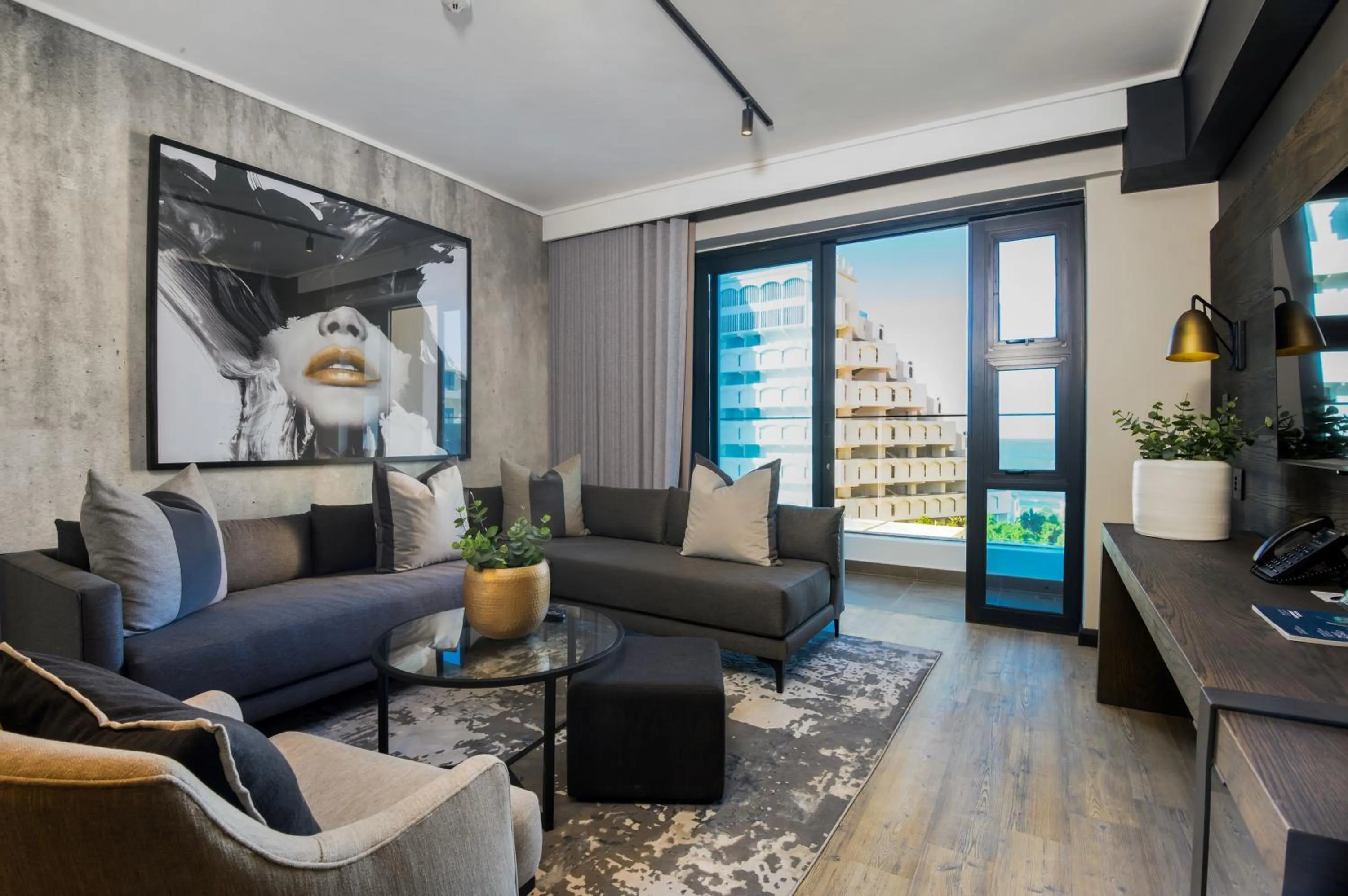 Two Bedroom Deluxe Apartment in The Capital Pearls Hotel