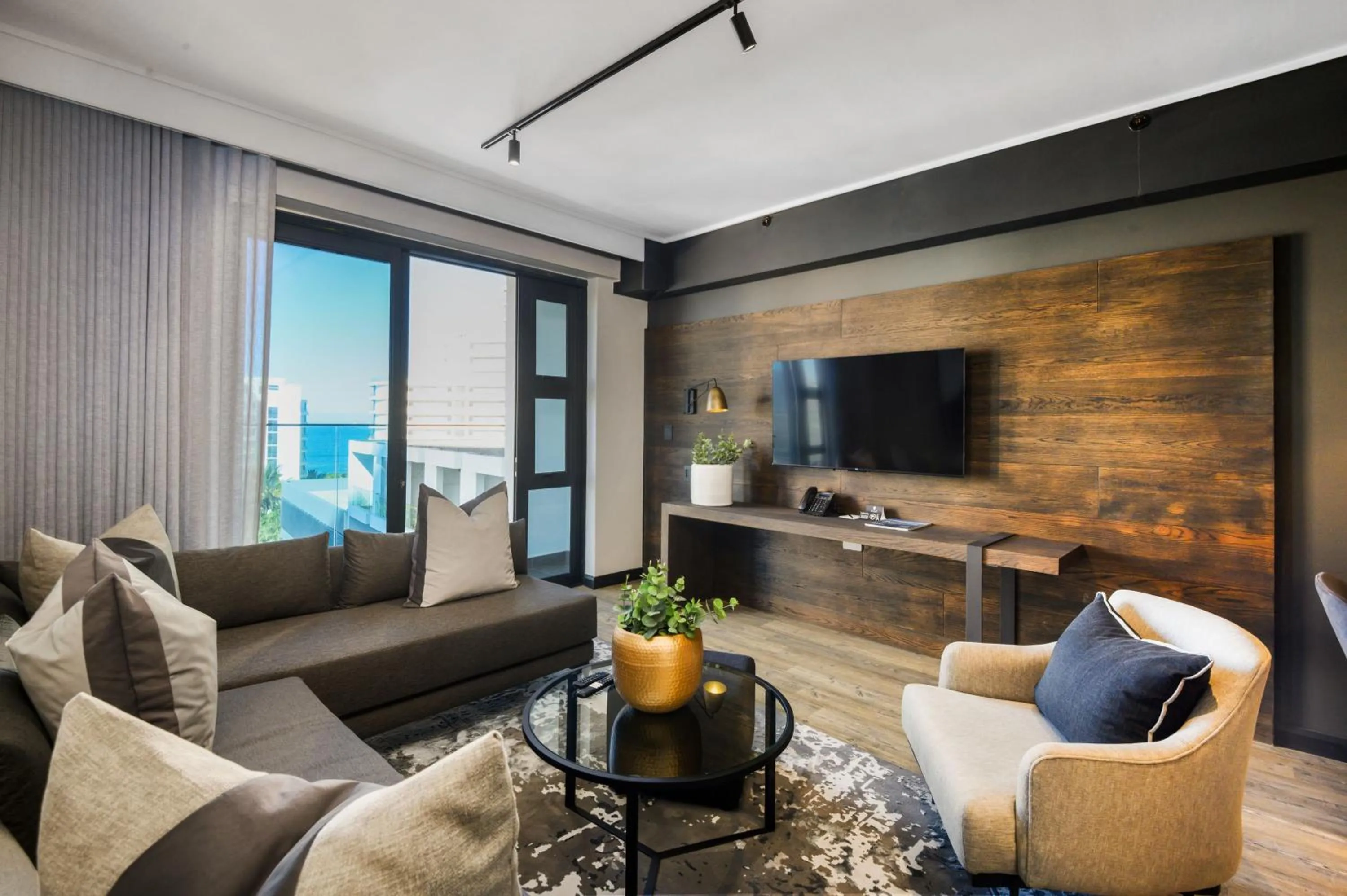 Two Bedroom Deluxe Apartment in The Capital Pearls Hotel