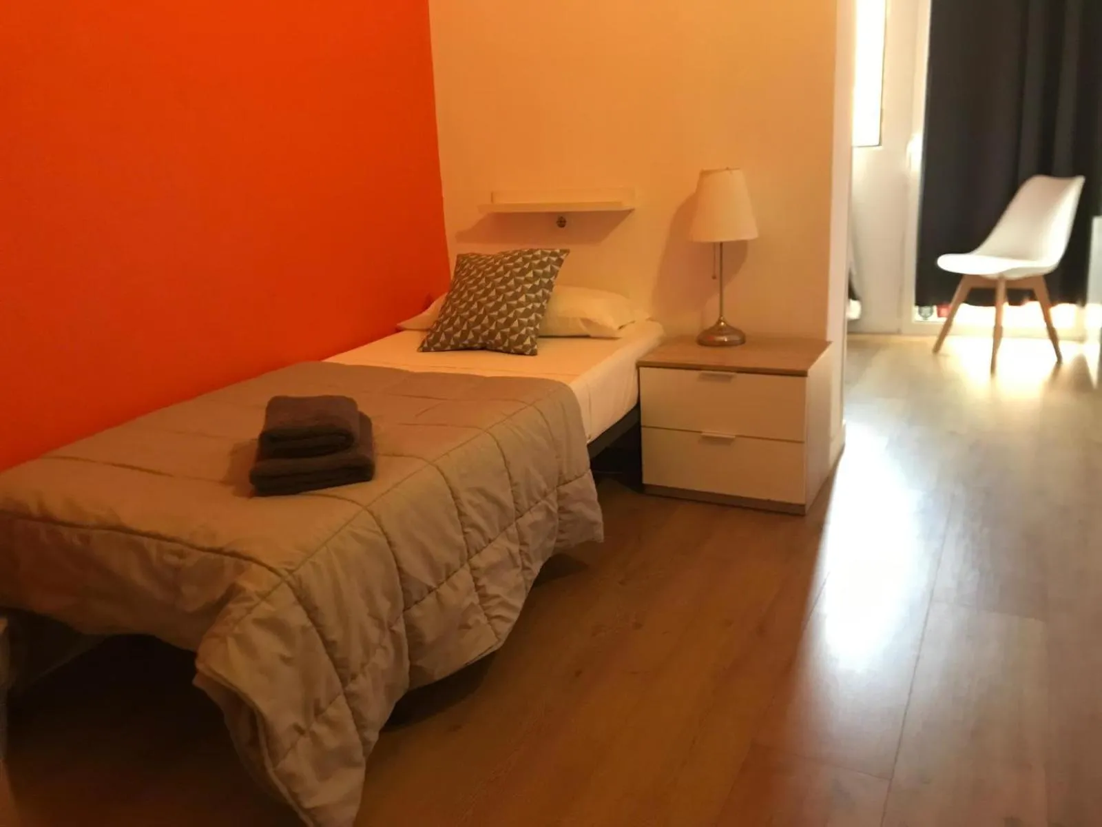 Twin Room with Shared Bathroom in Paraiso Hostel