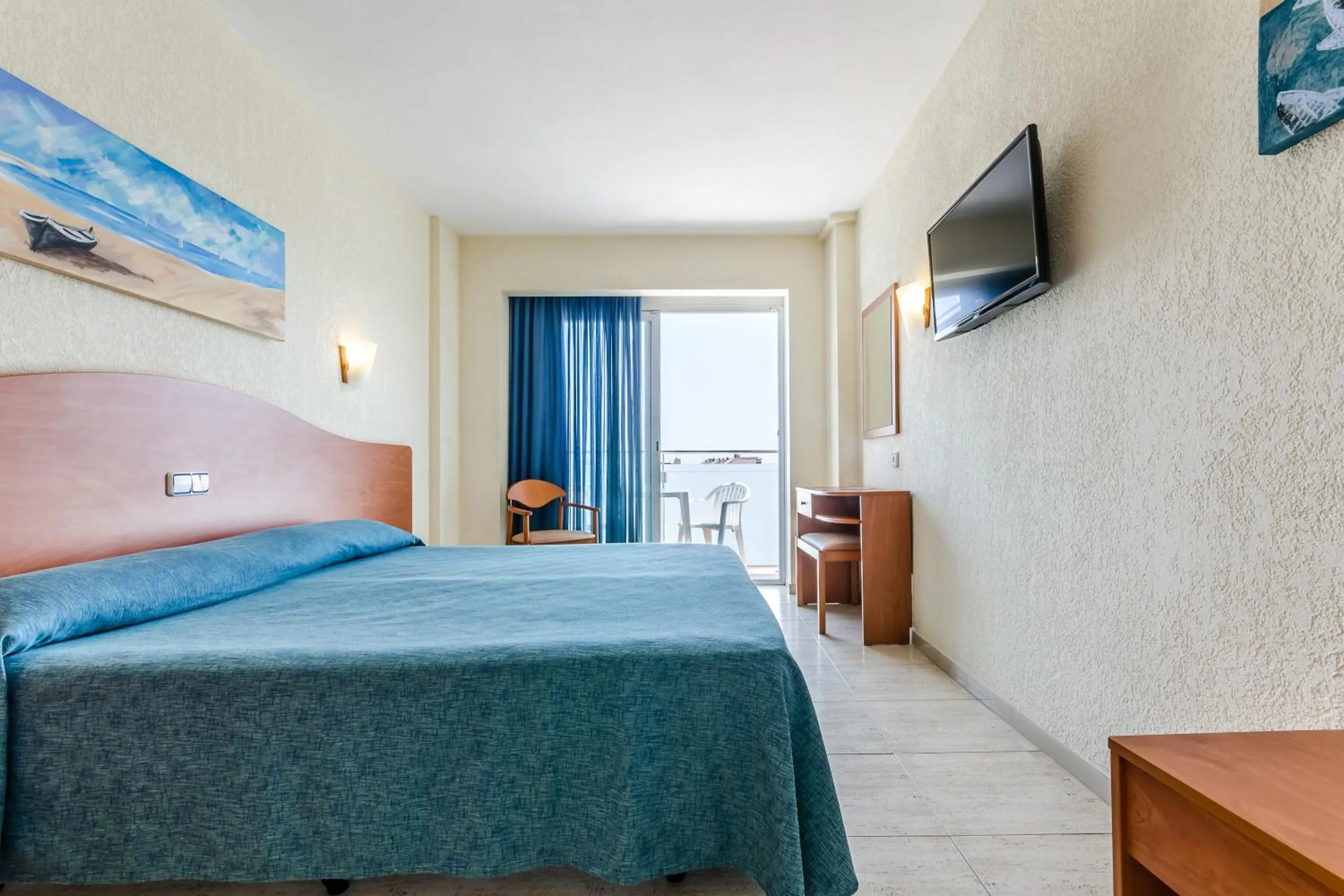 Standard Double or Twin Room in Hotel Mar Blau