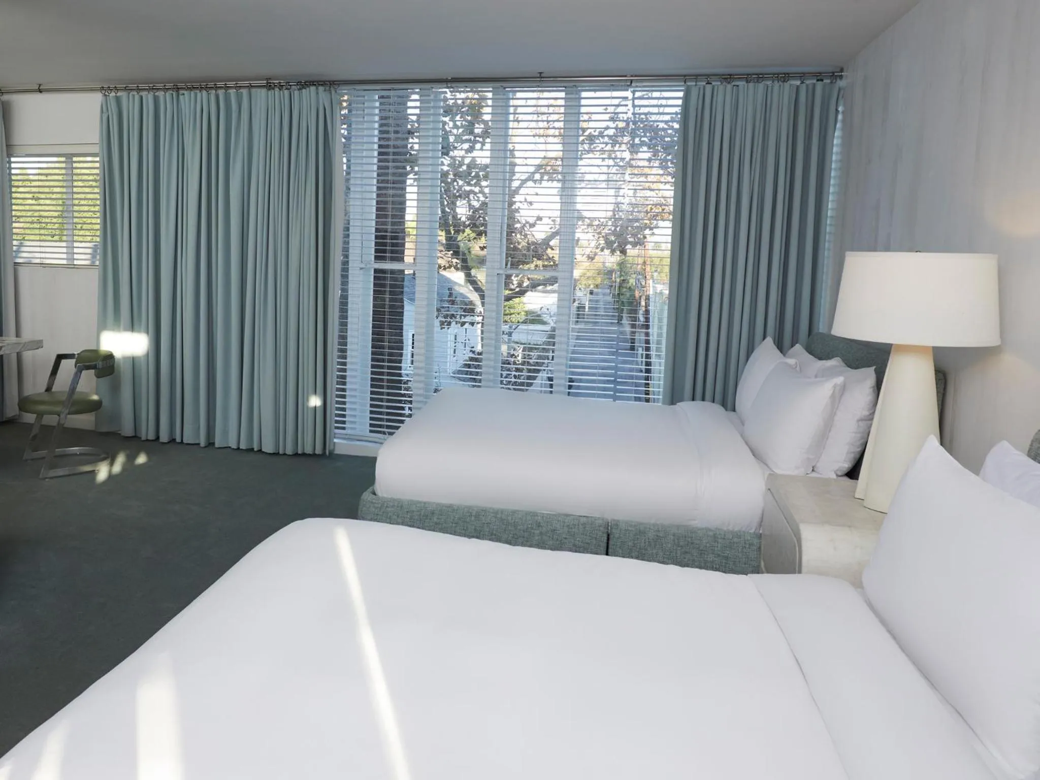 Junior Double Suite in Avalon Hotel Beverly Hills, a Member of Design Hotels