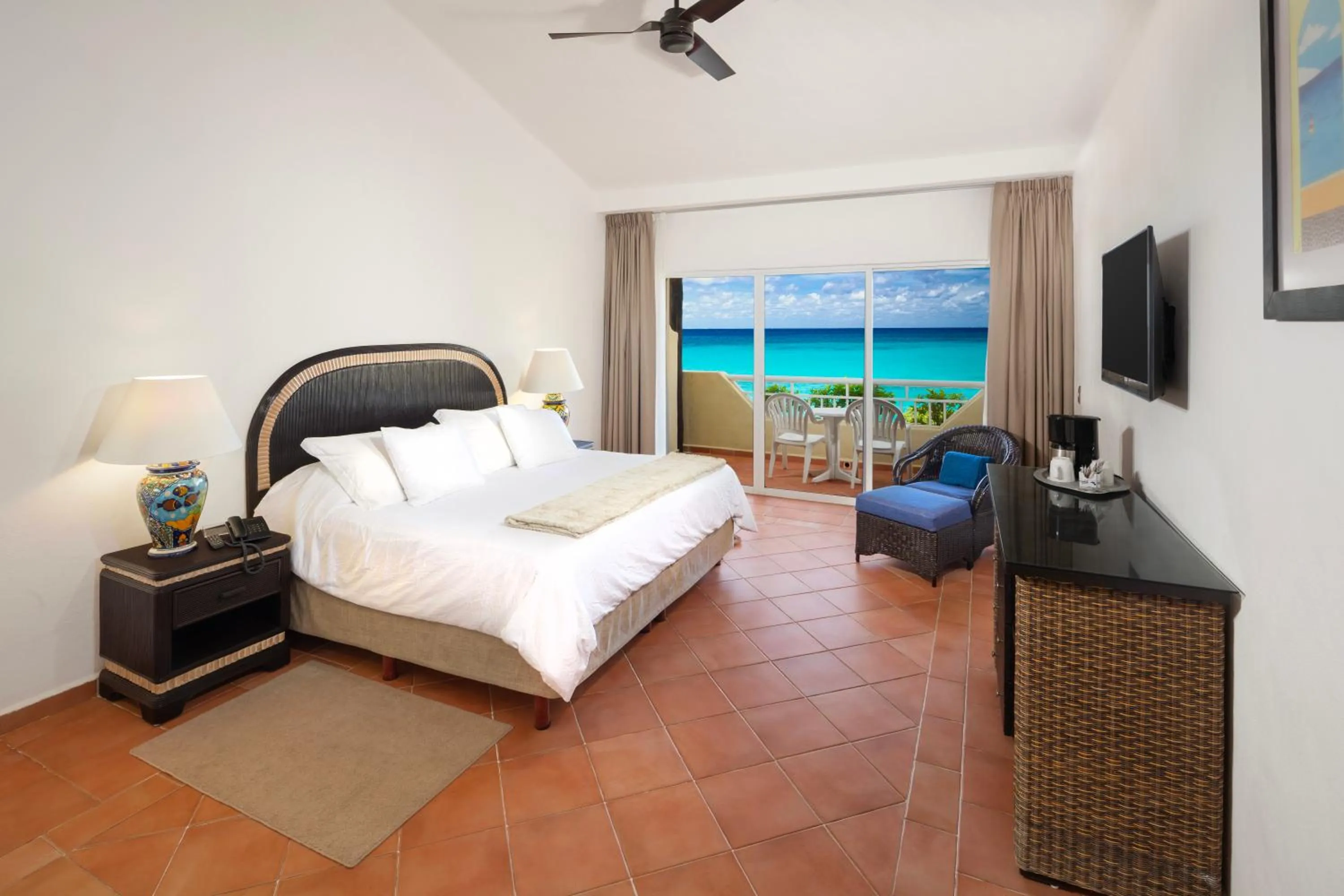 Standard Room with Ocean View in Playa Azul Cozumel