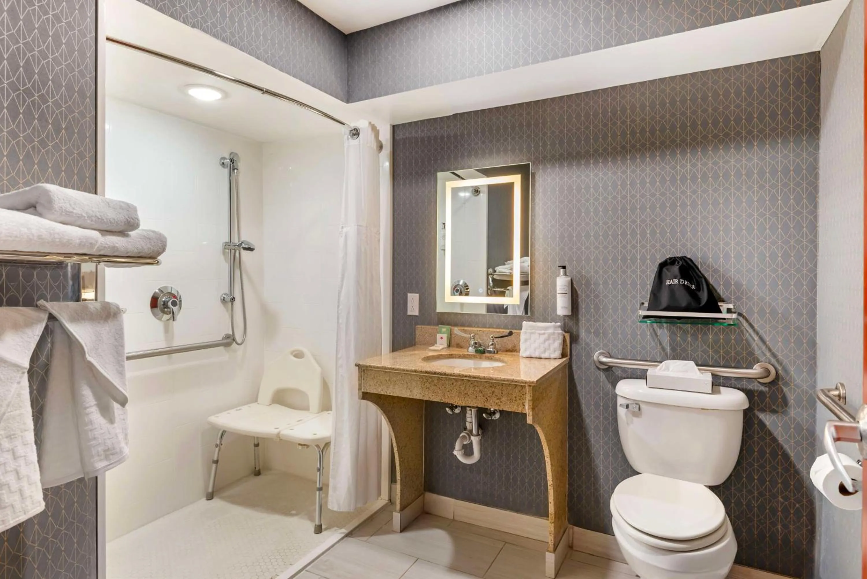 King Room with Roll-In Shower - Disability Access in Best Western Premier Richmond City Gateway
