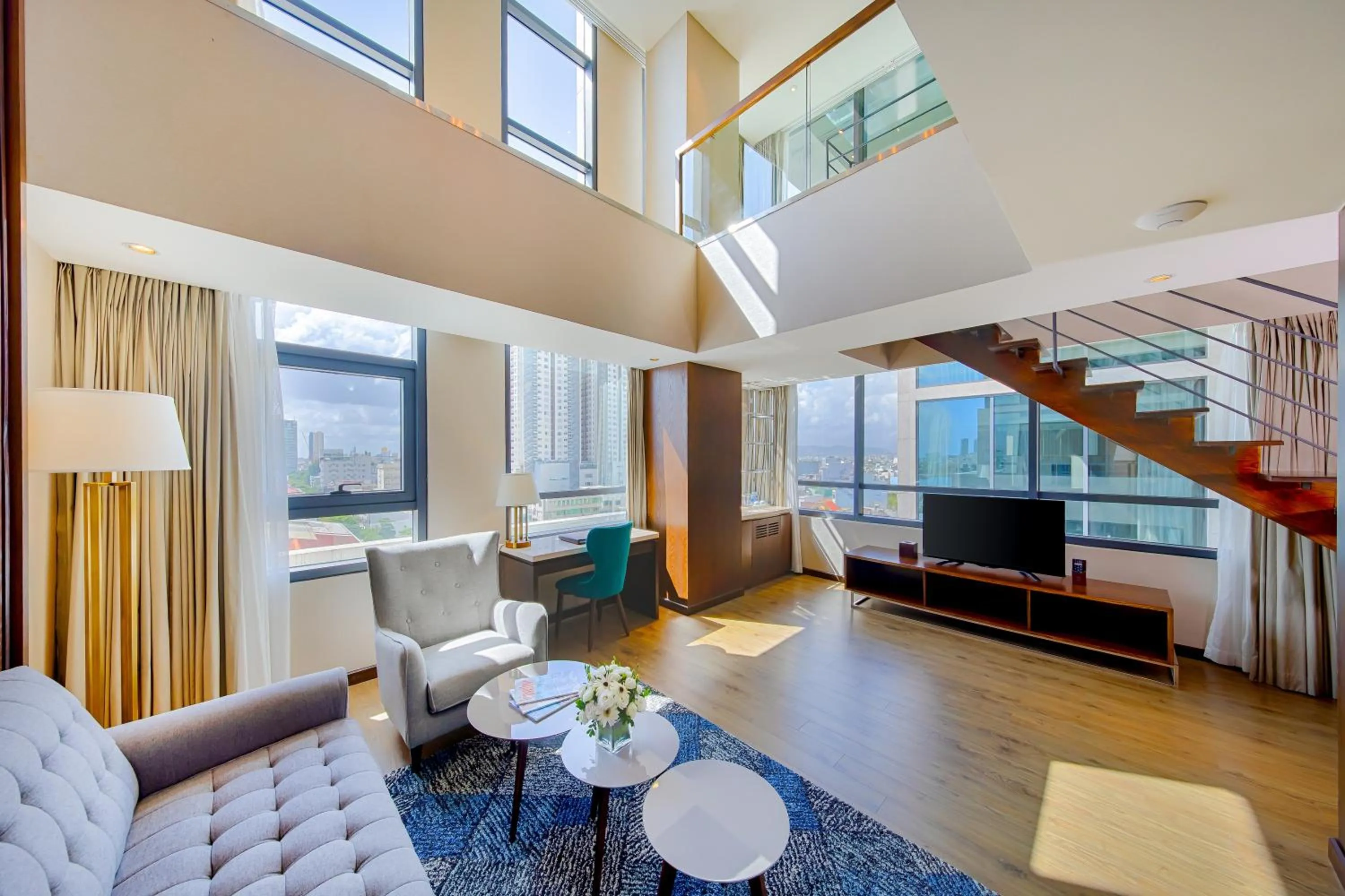 Loft with Bathtub  in New Orient Hotel Da Nang