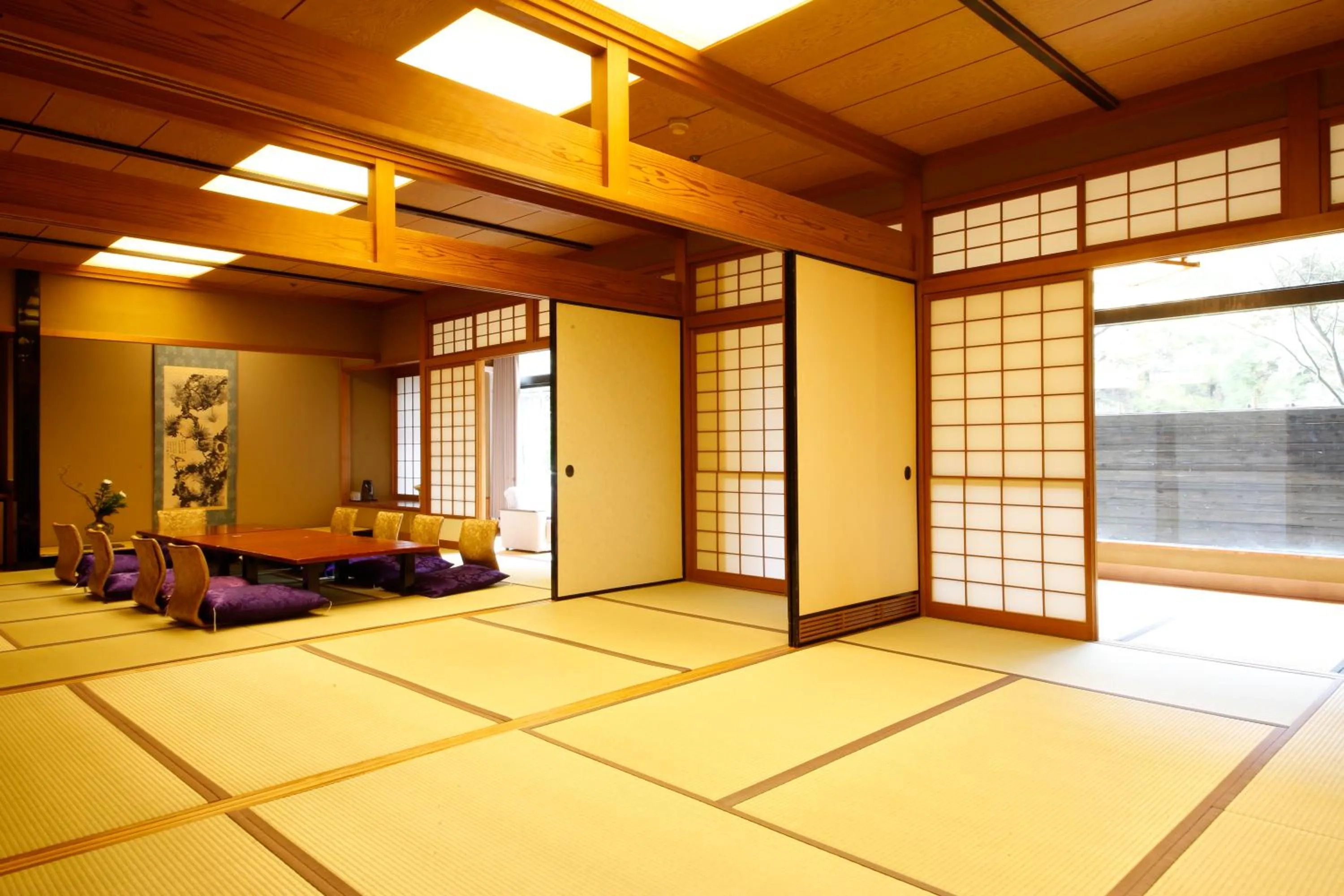Japanese-Style Large Room in Yoshidaya Sannoukaku