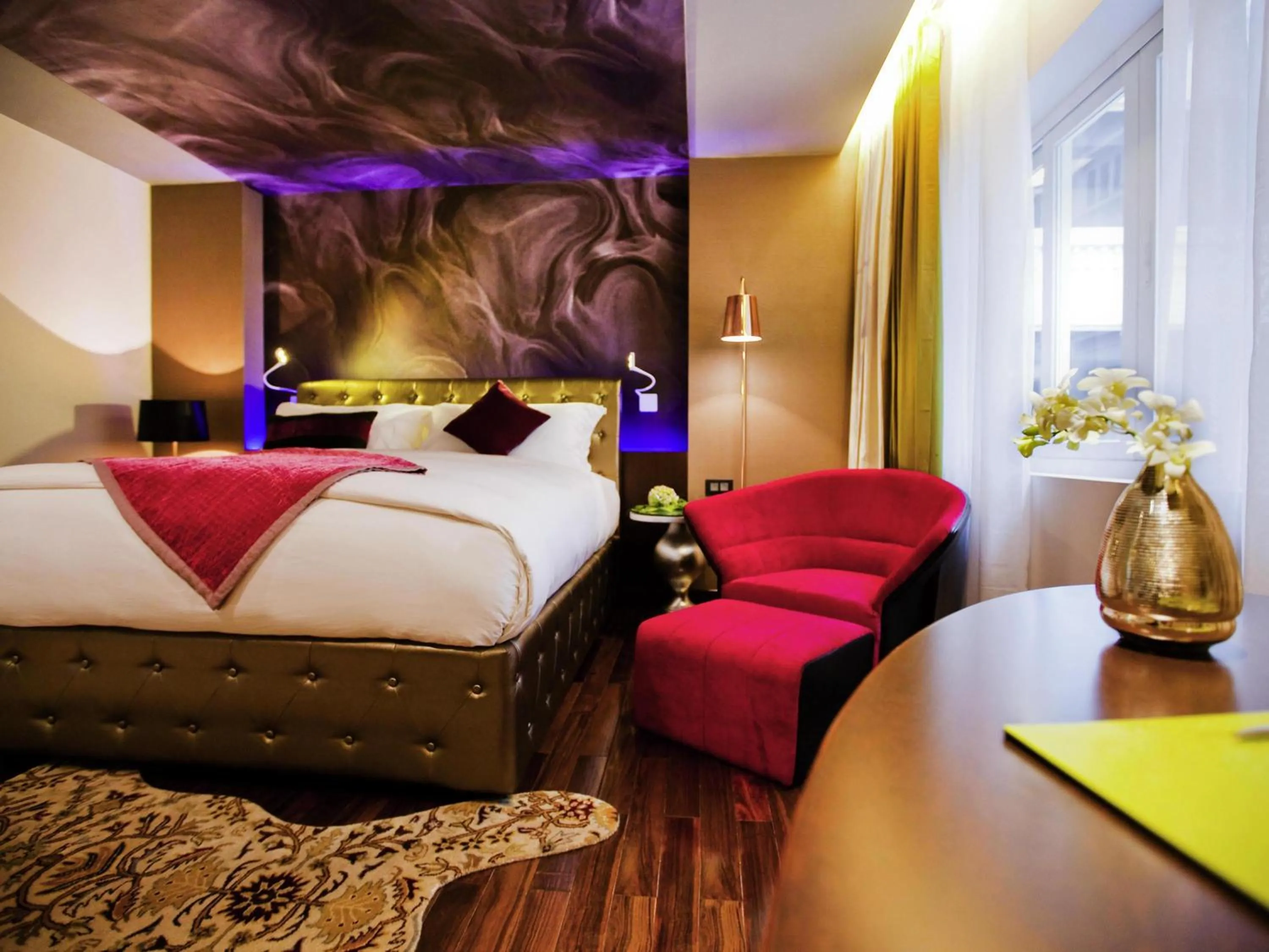 Executive King Room in Hotel de l'Opera Hanoi - MGallery