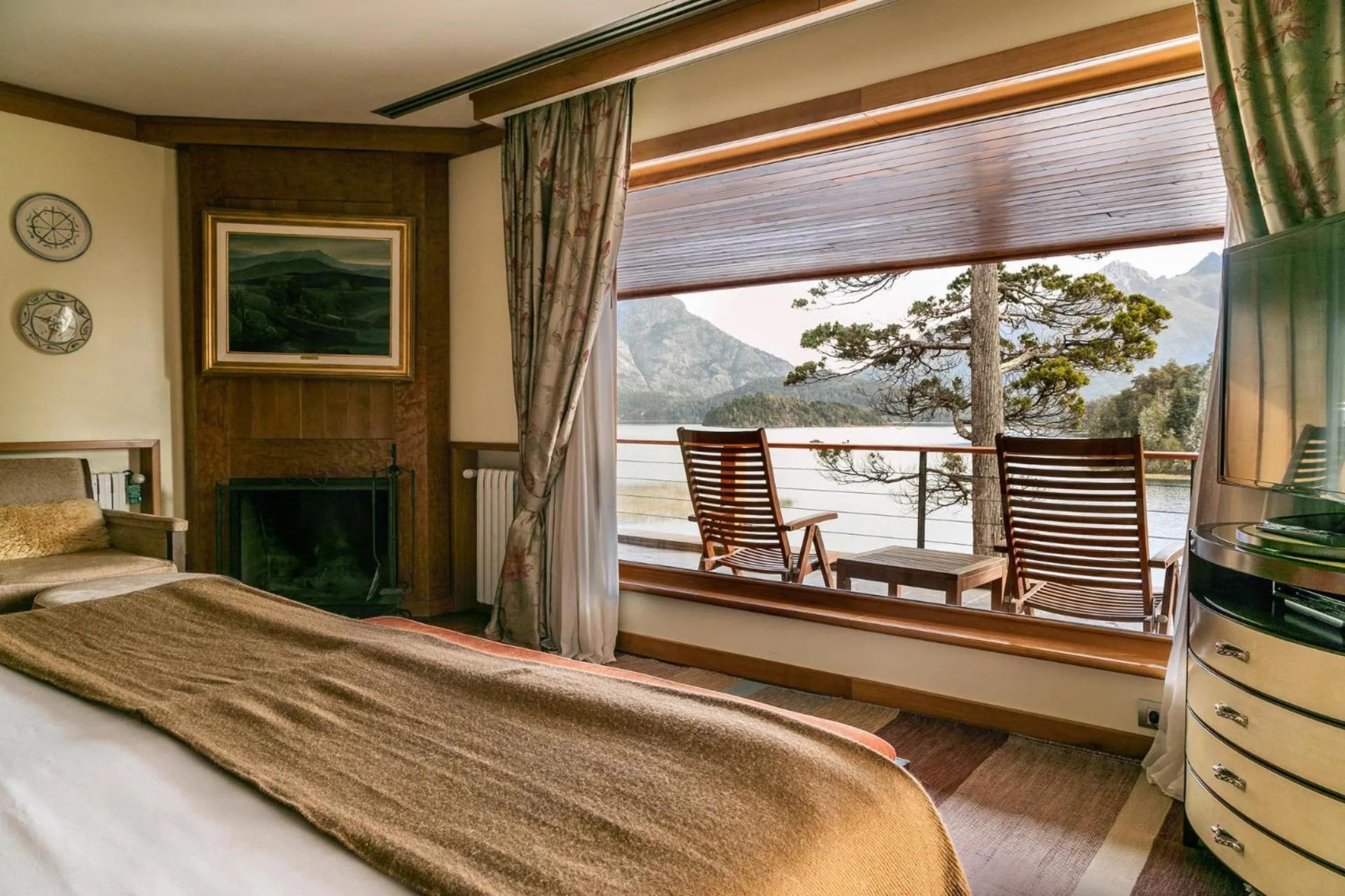 Deluxe Suite in Llao Llao Resort, Golf-Spa