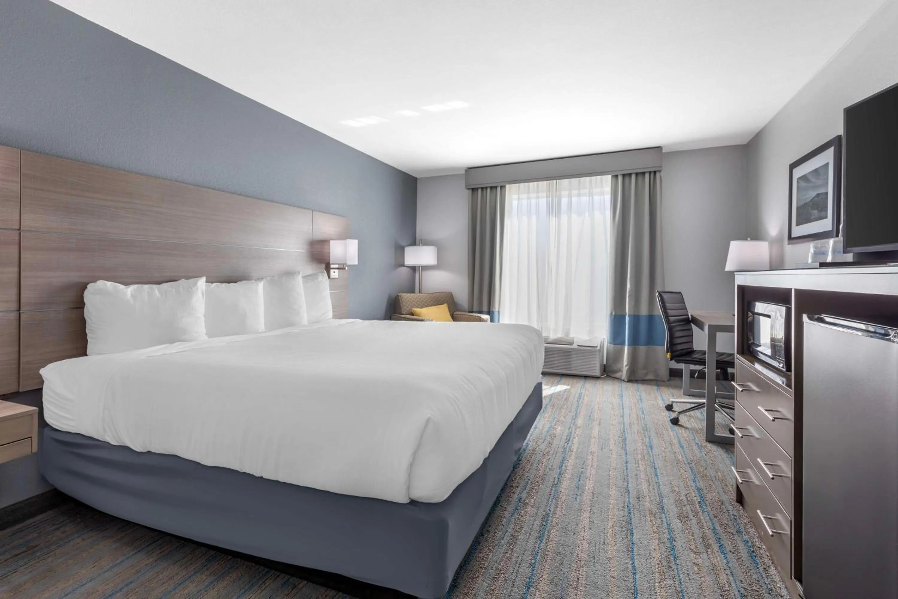 King Room - Non-Smoking in Best Western Plus Stephenville Inn