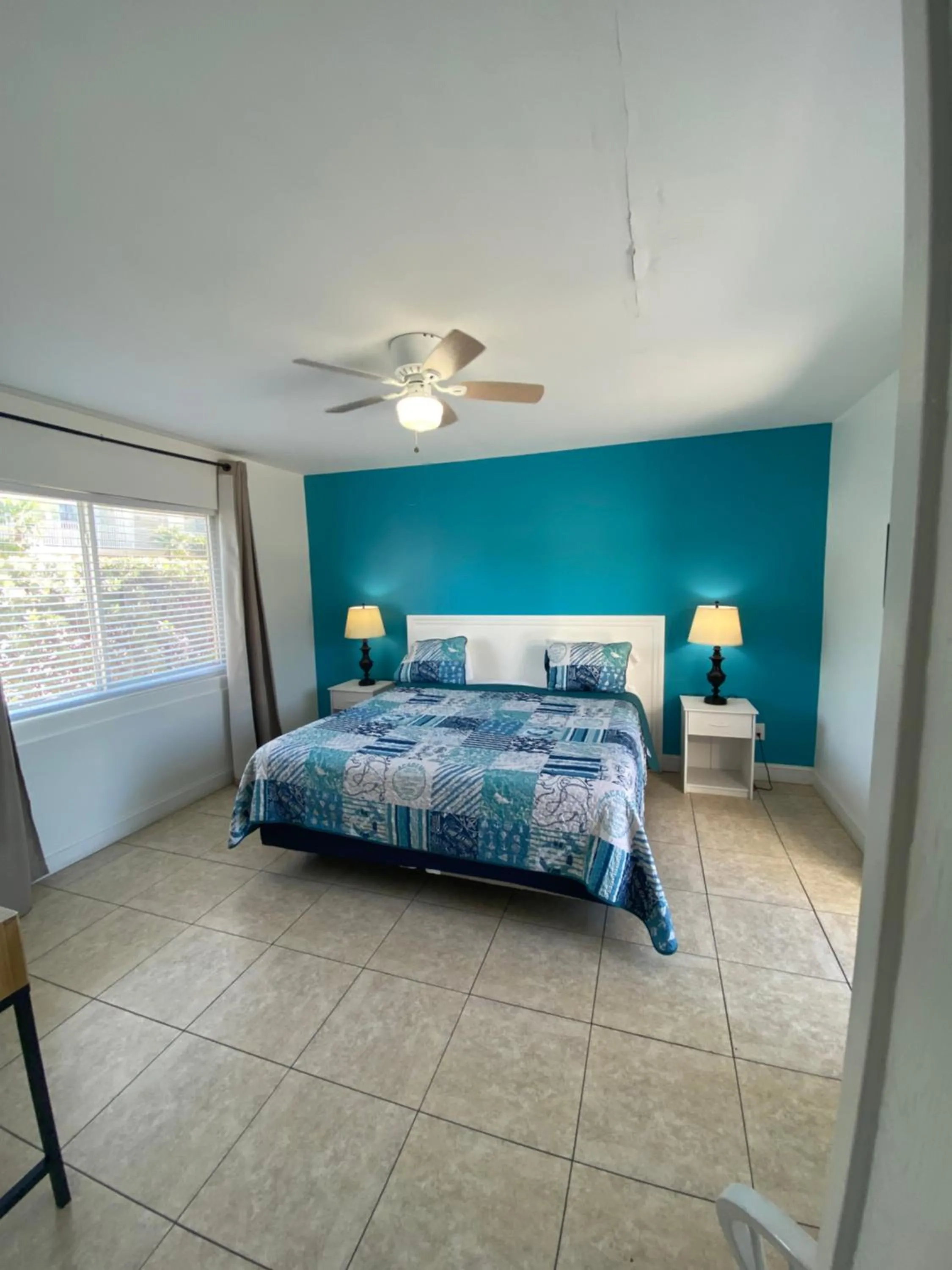 Standard King Room in Kingsail Resort