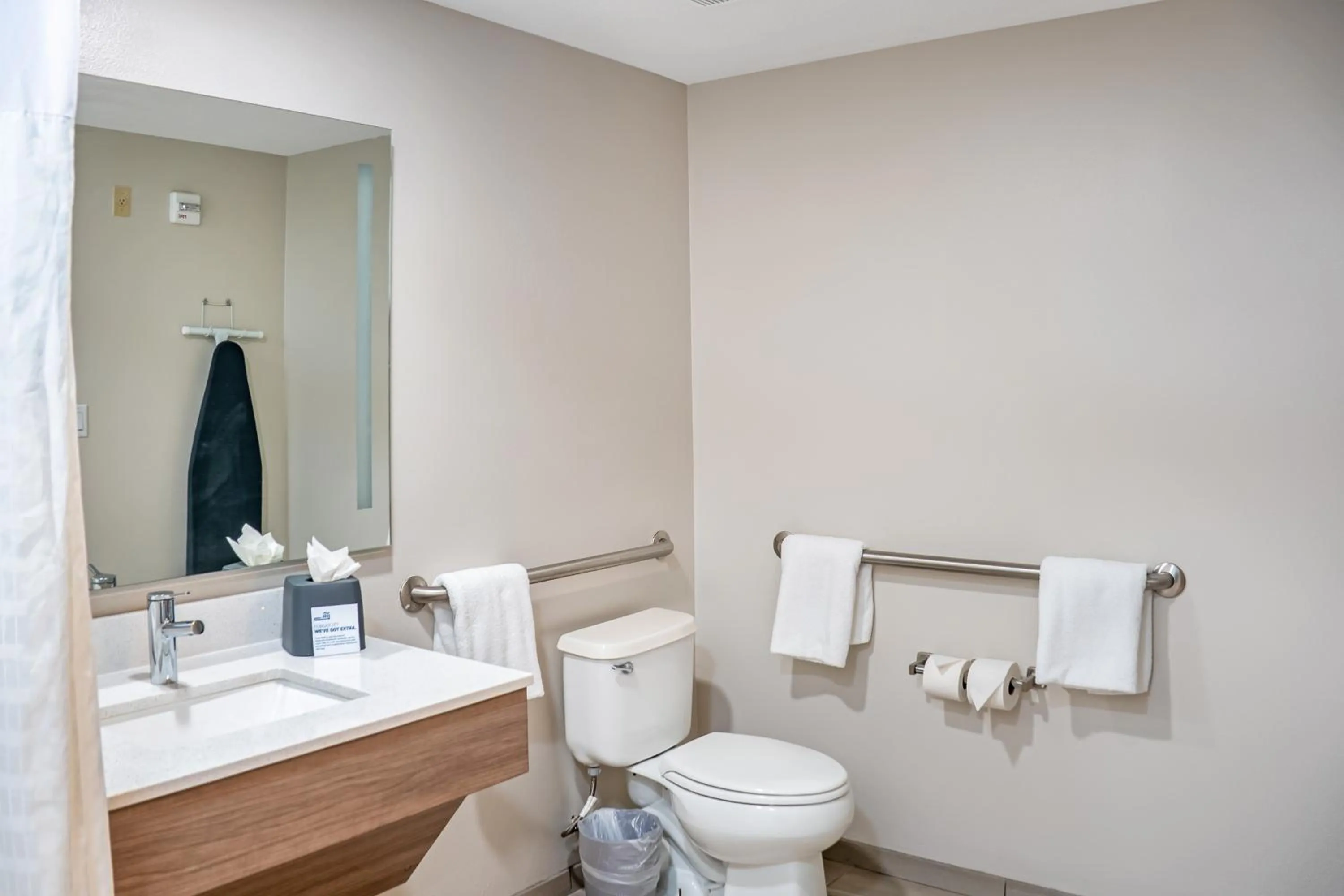 Double Suite with Bath Tub - Disability Access/Non-Smoking  in Holiday Inn Express and Suites Saint Augustine North by IHG