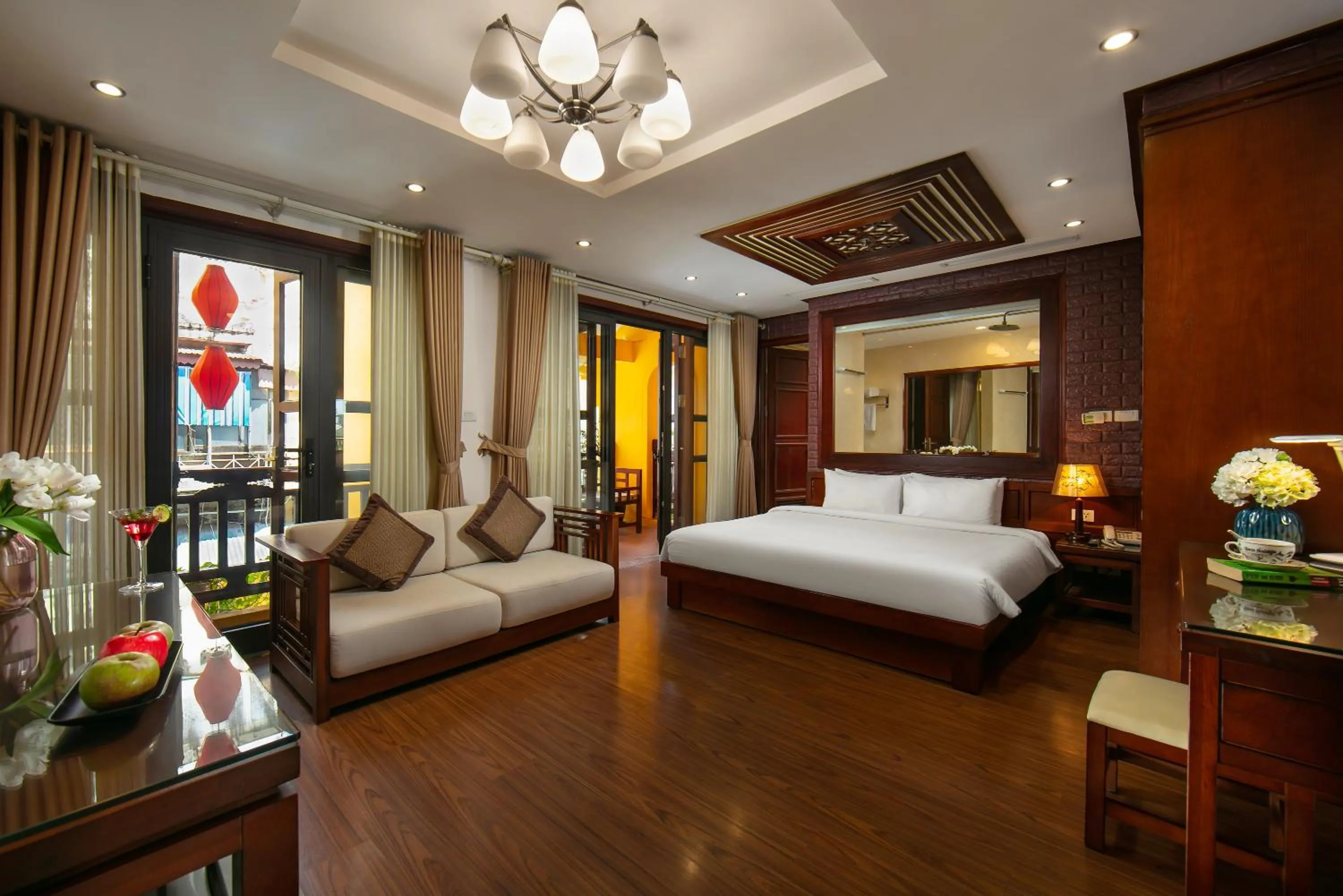  Ancient Suite with Balcony in Hanoi Nostalgia Hotel & Spa