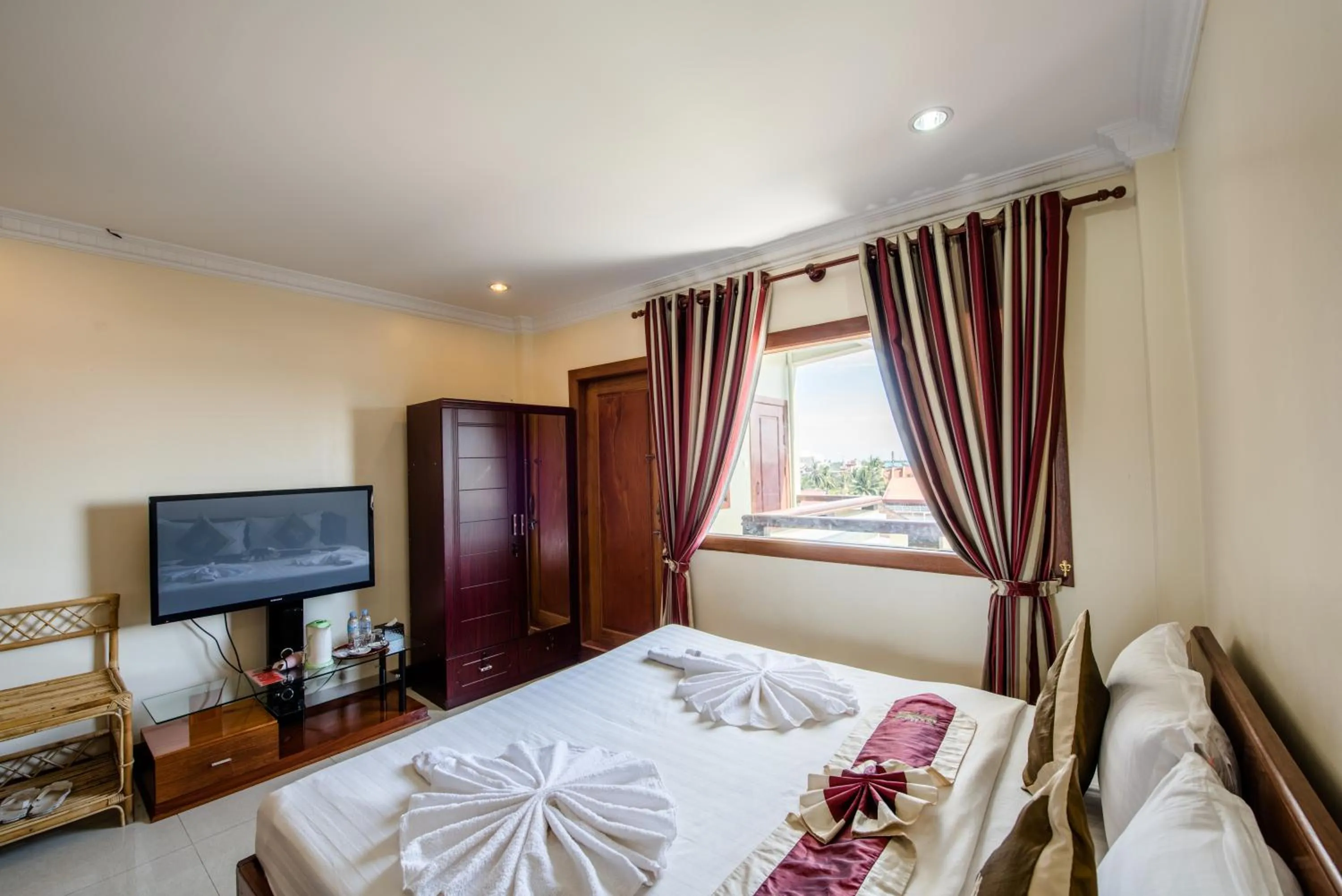 Standard King Room in Seng Hout Hotel