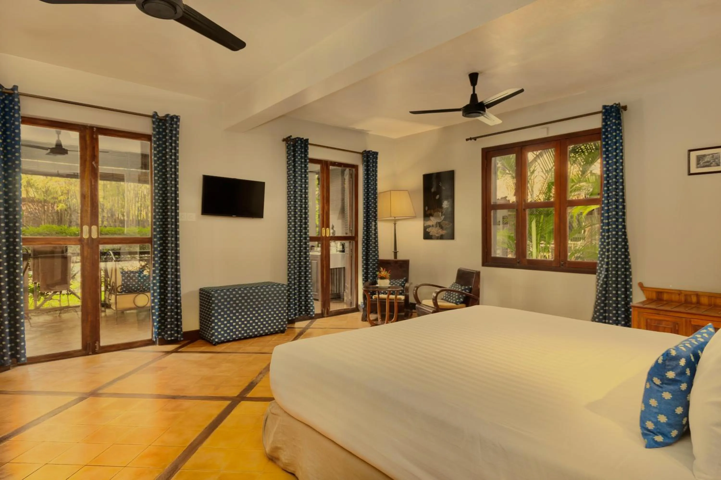 Double or Twin Room with Terrace in La Palmeraie D'angkor