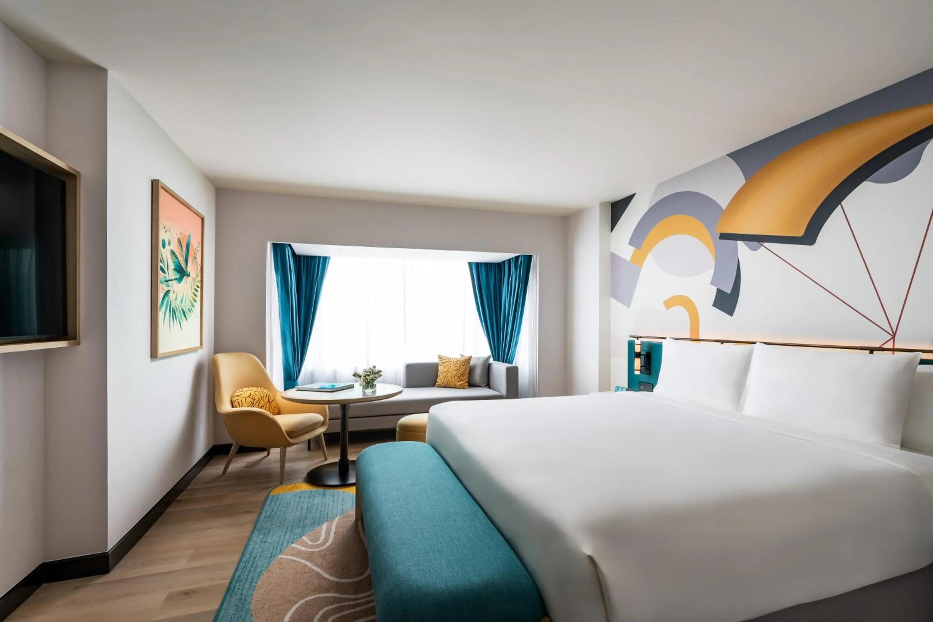 Stylish King (Sunkissed) in M Social Hotel Phuket