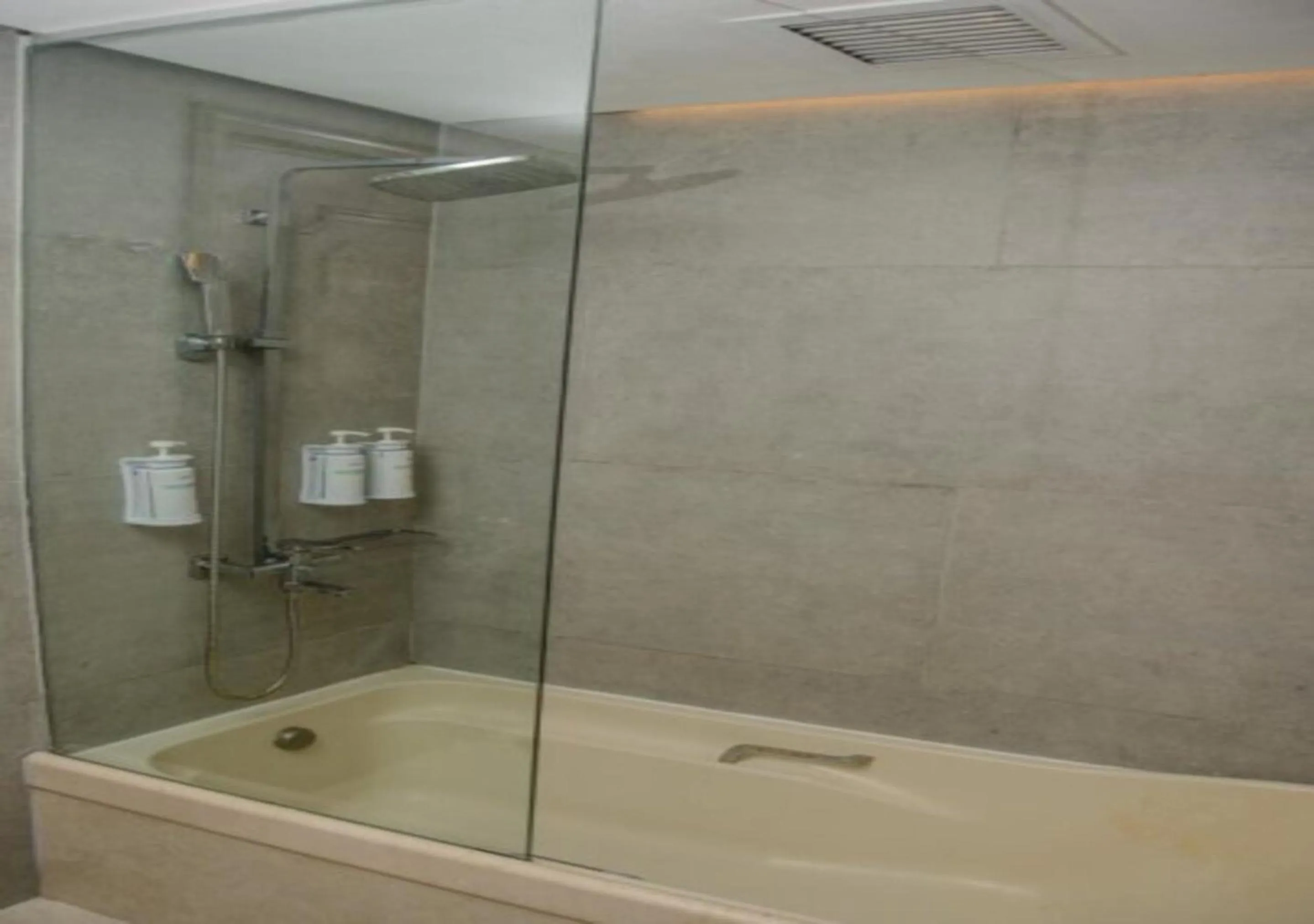 Premium King Room with Bay View in Radisson Montevideo Victoria Plaza Hotel