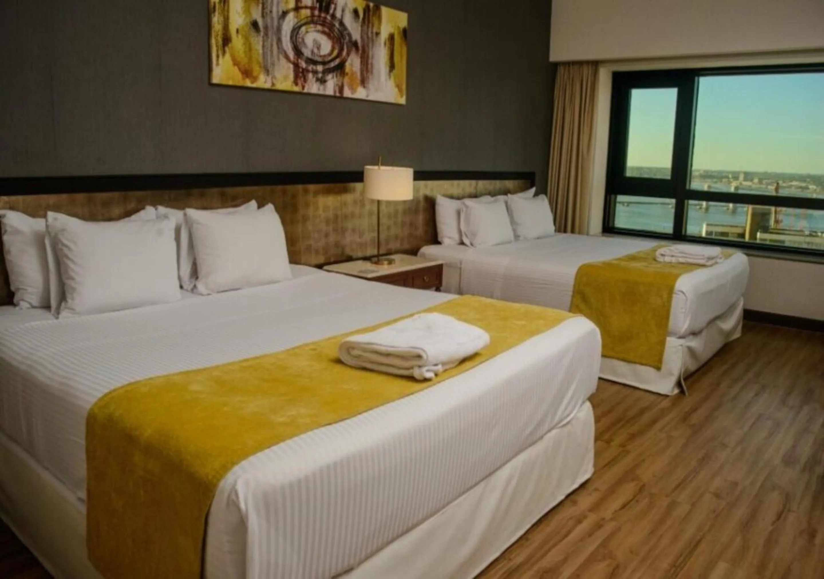 Twin Room in Radisson Montevideo Victoria Plaza Hotel