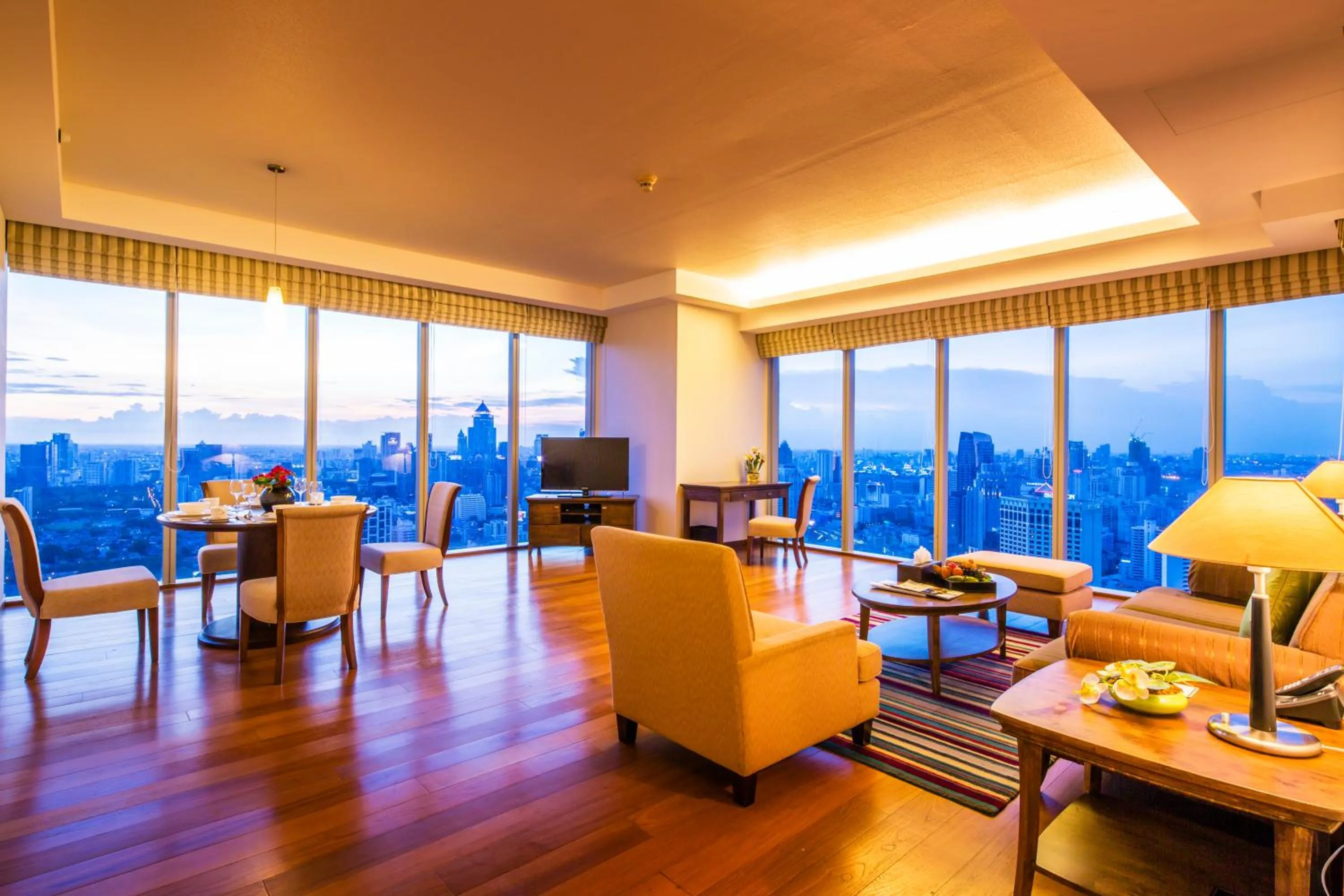 One-Bedroom Premier with Park View in Column Bangkok Hotel