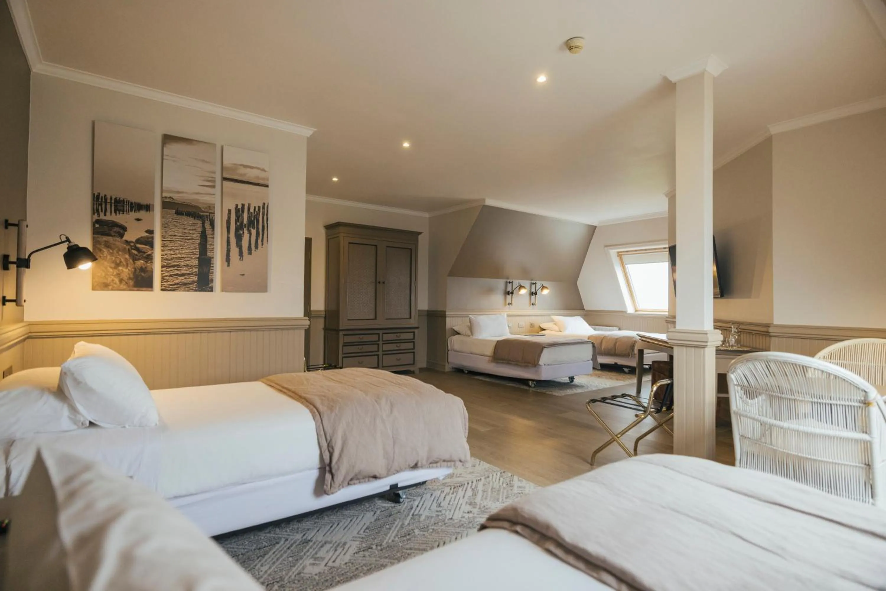 Superior Quadruple Room in Hotel Costaustralis