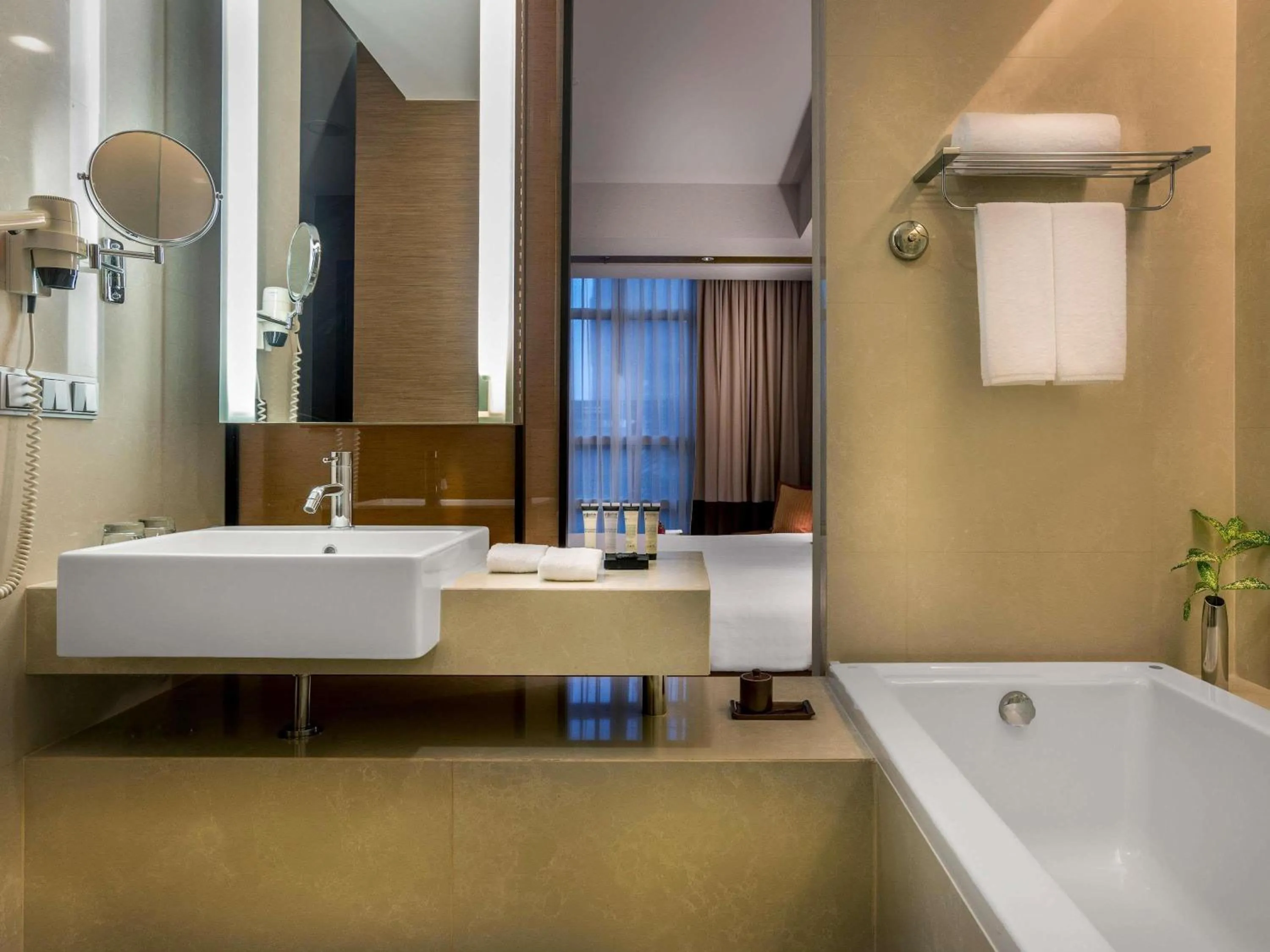Superior Twin Room in Pullman Bangkok King Power
