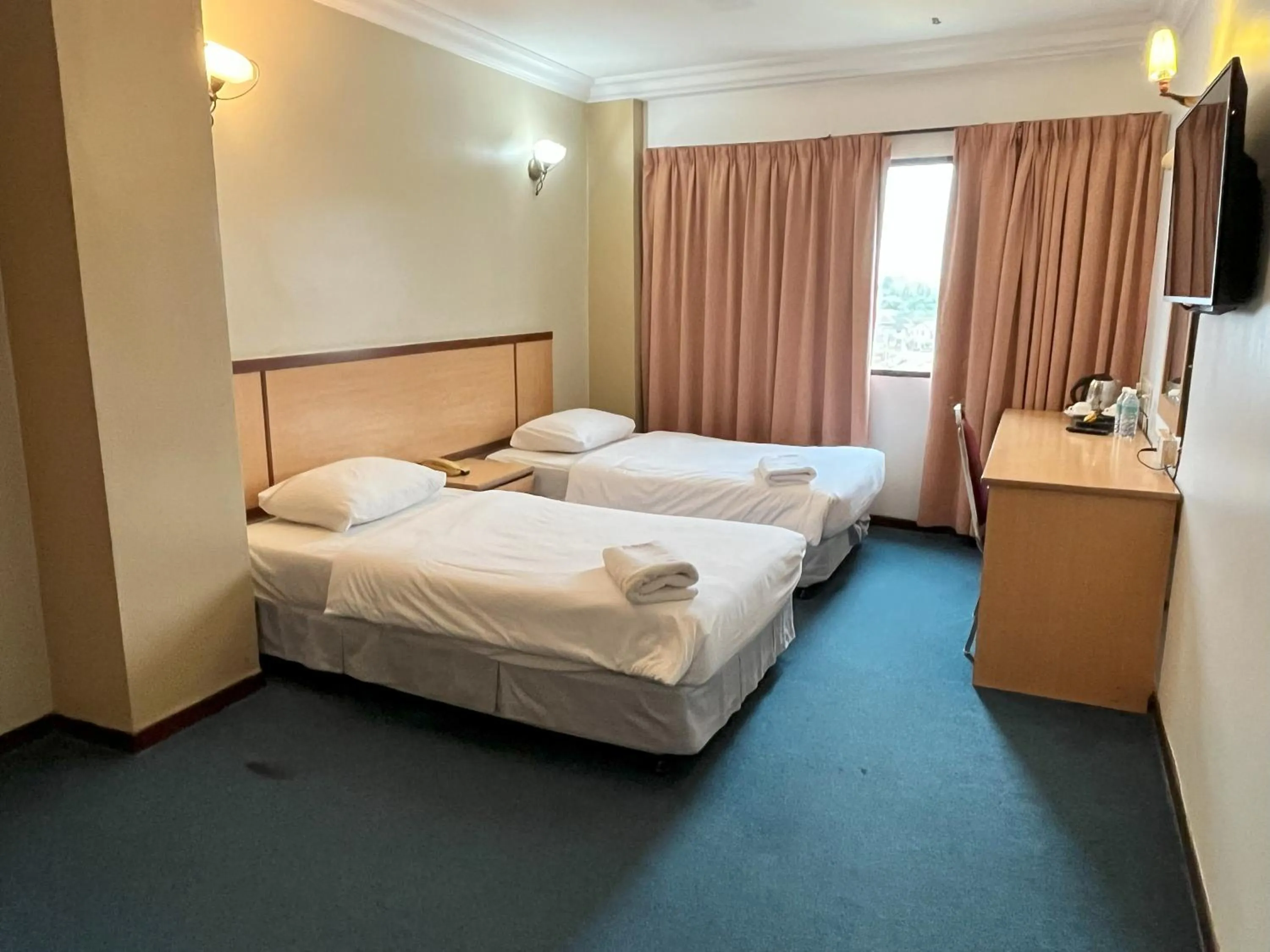 Superior Twin Room in Fair Park Hotel