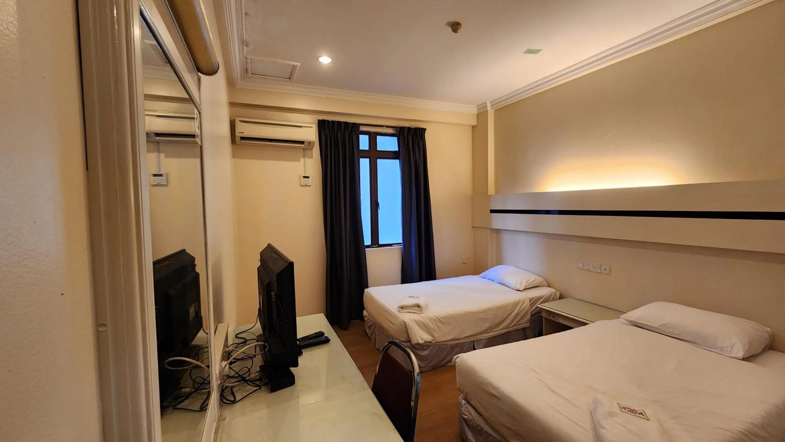 Standard Double or Twin Room in Fair Park Hotel