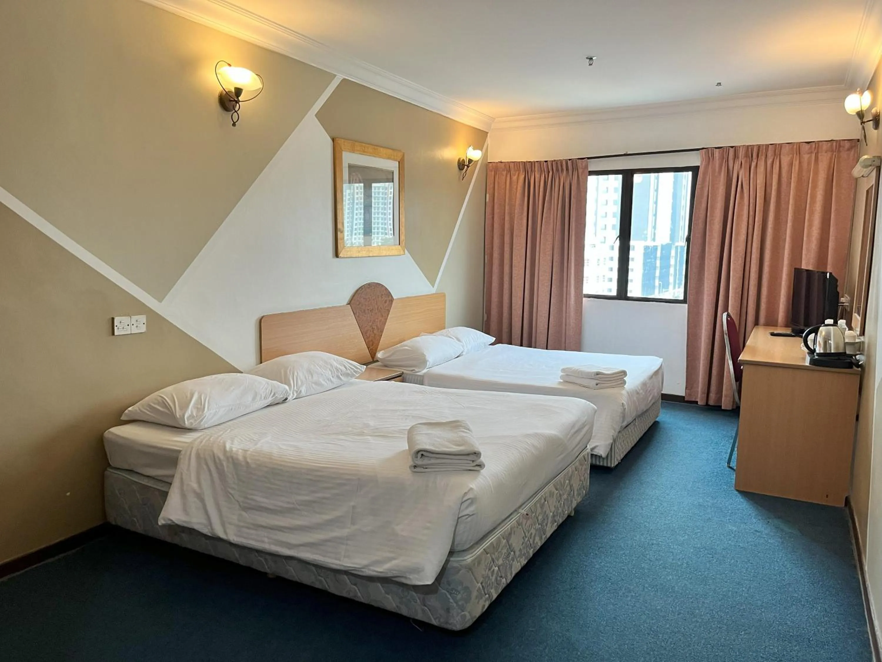 Quadruple Room in Fair Park Hotel