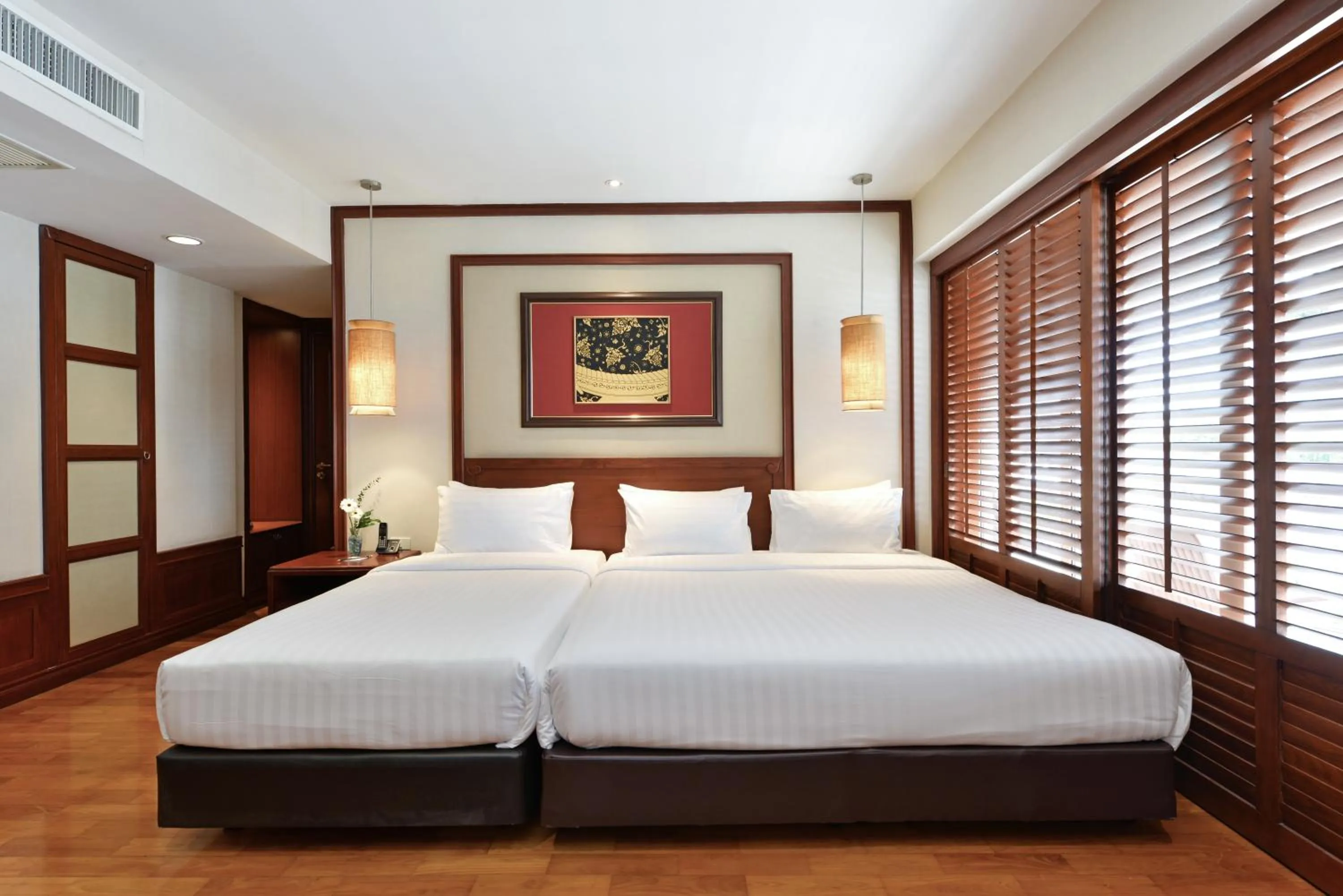 Two Bedroom Executive Family (8 people) in Centre Point Sukhumvit Thong-Lo