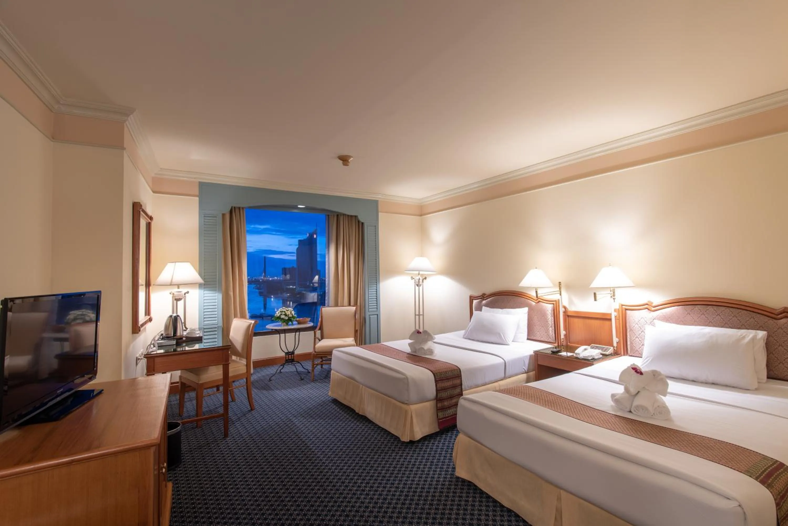 Superior Double or Twin Room in Montien Riverside Hotel Bangkok