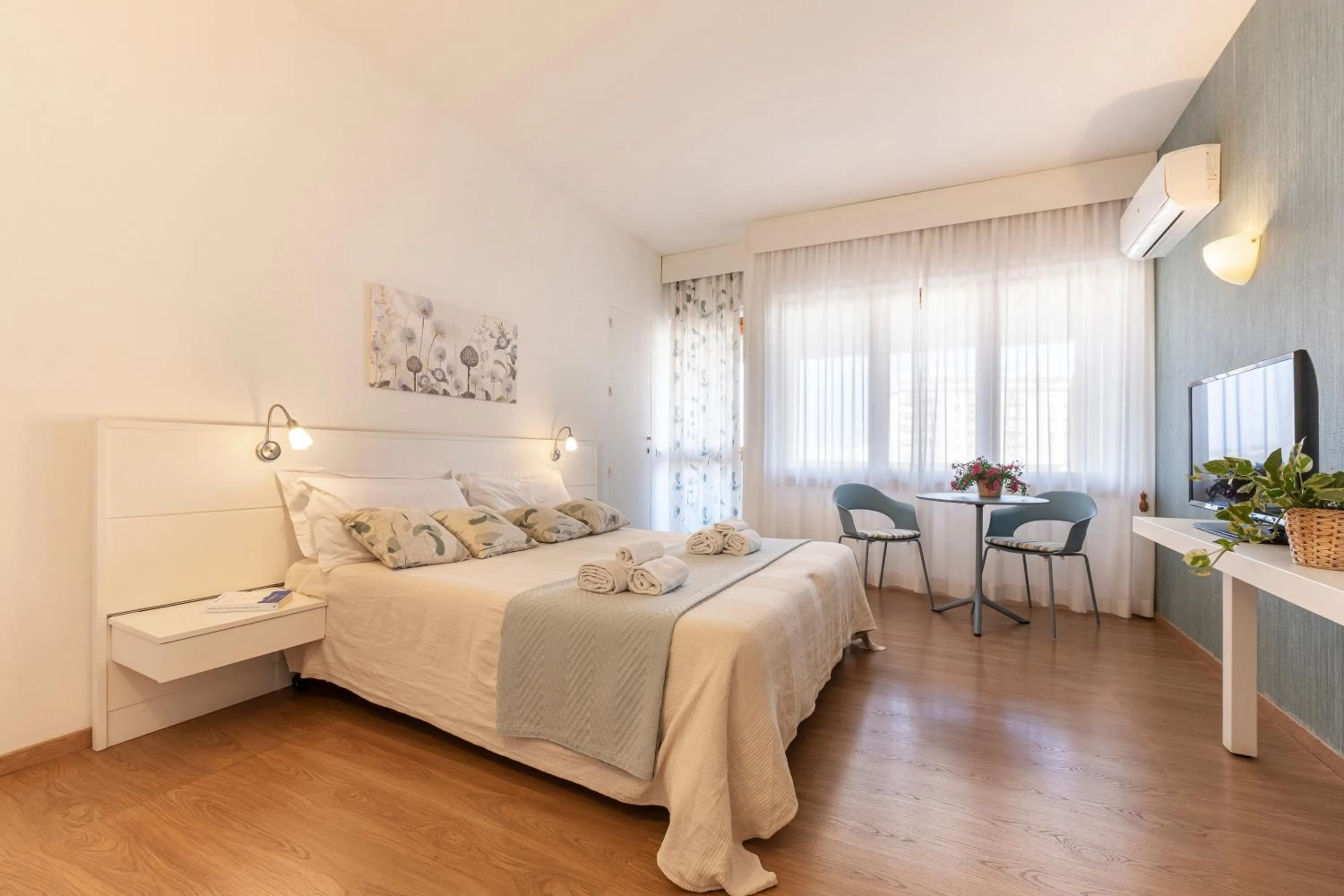 Superior Studio in Marbela Apartments & Suites