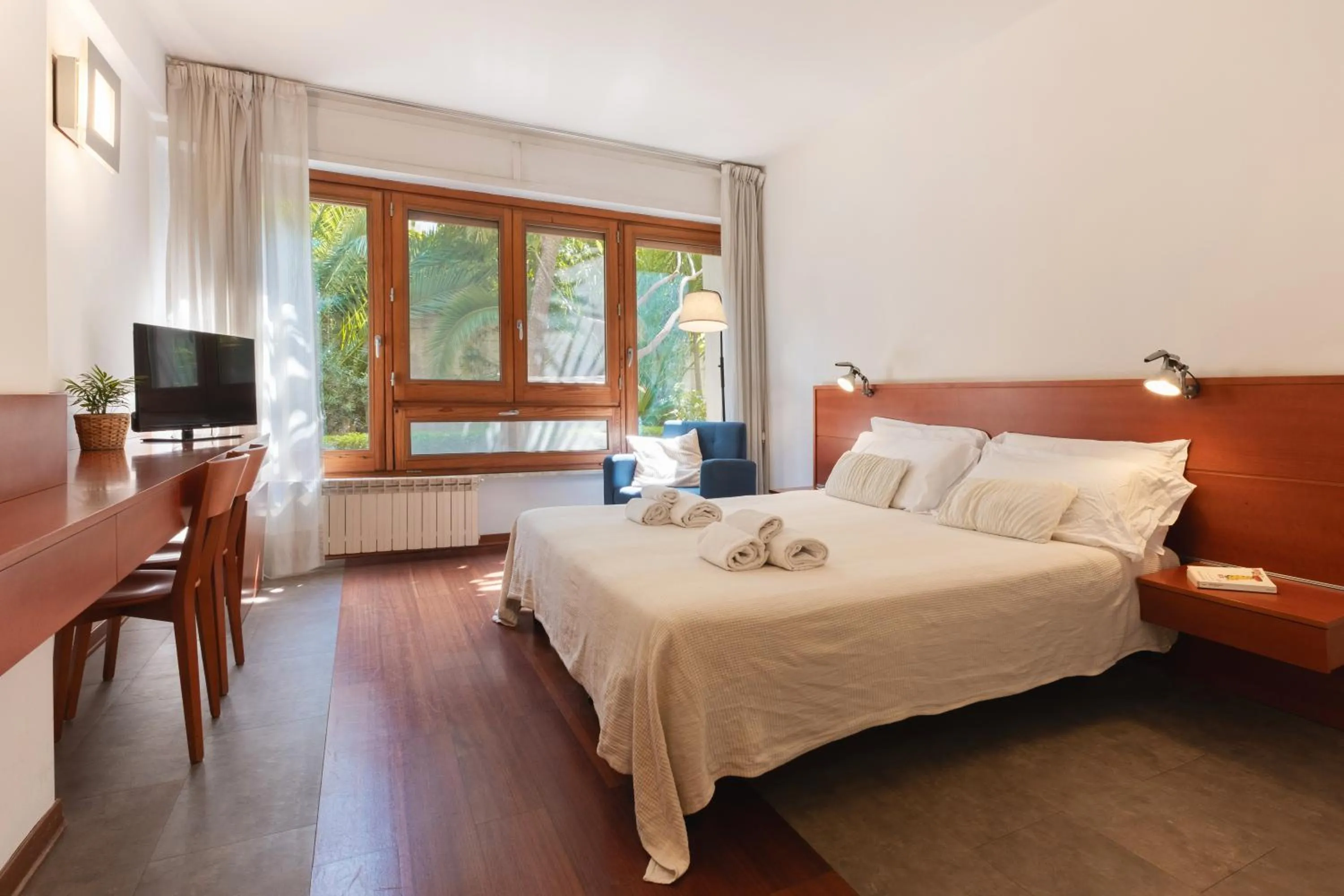 Standard Studio in Marbela Apartments & Suites