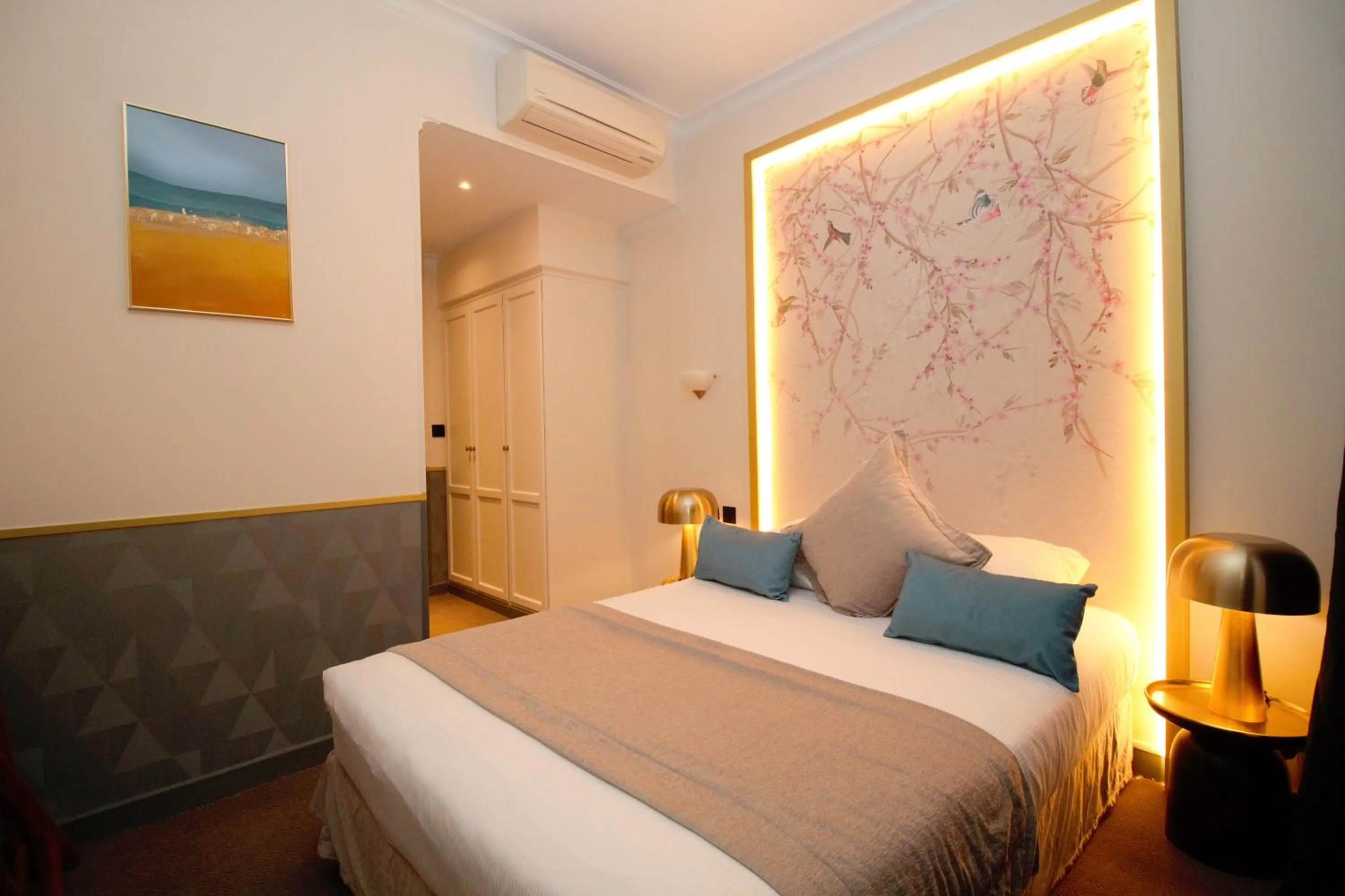 Standard Double or Twin Room in Princesse Caroline