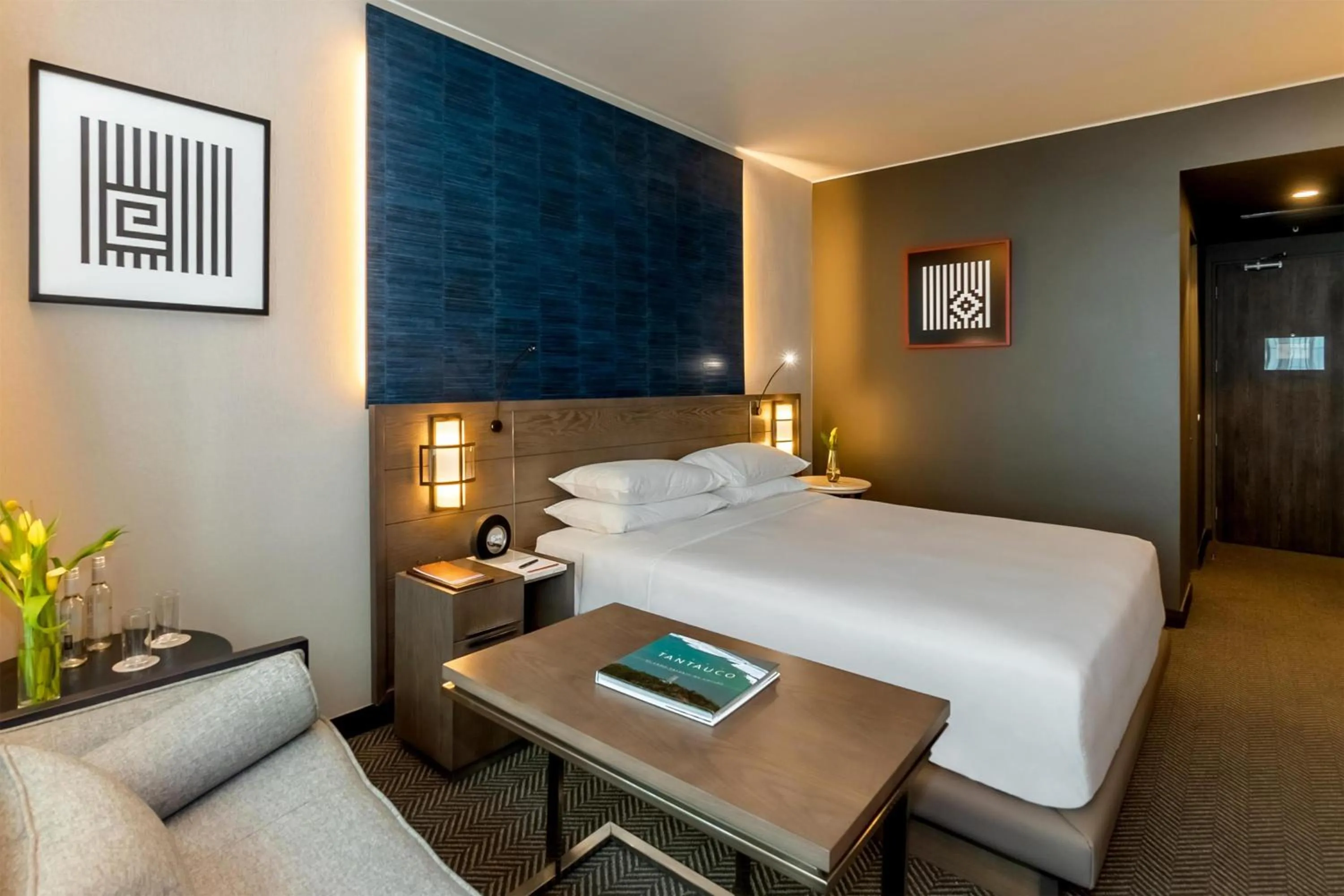 King Room with Roll-In Shower - Disability Access in Hyatt Centric Las Condes Santiago