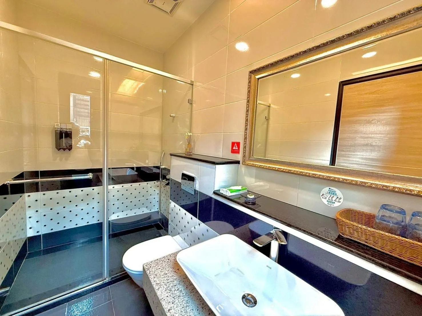 Comfort Quadruple Room in Kurumba JiJi B&B