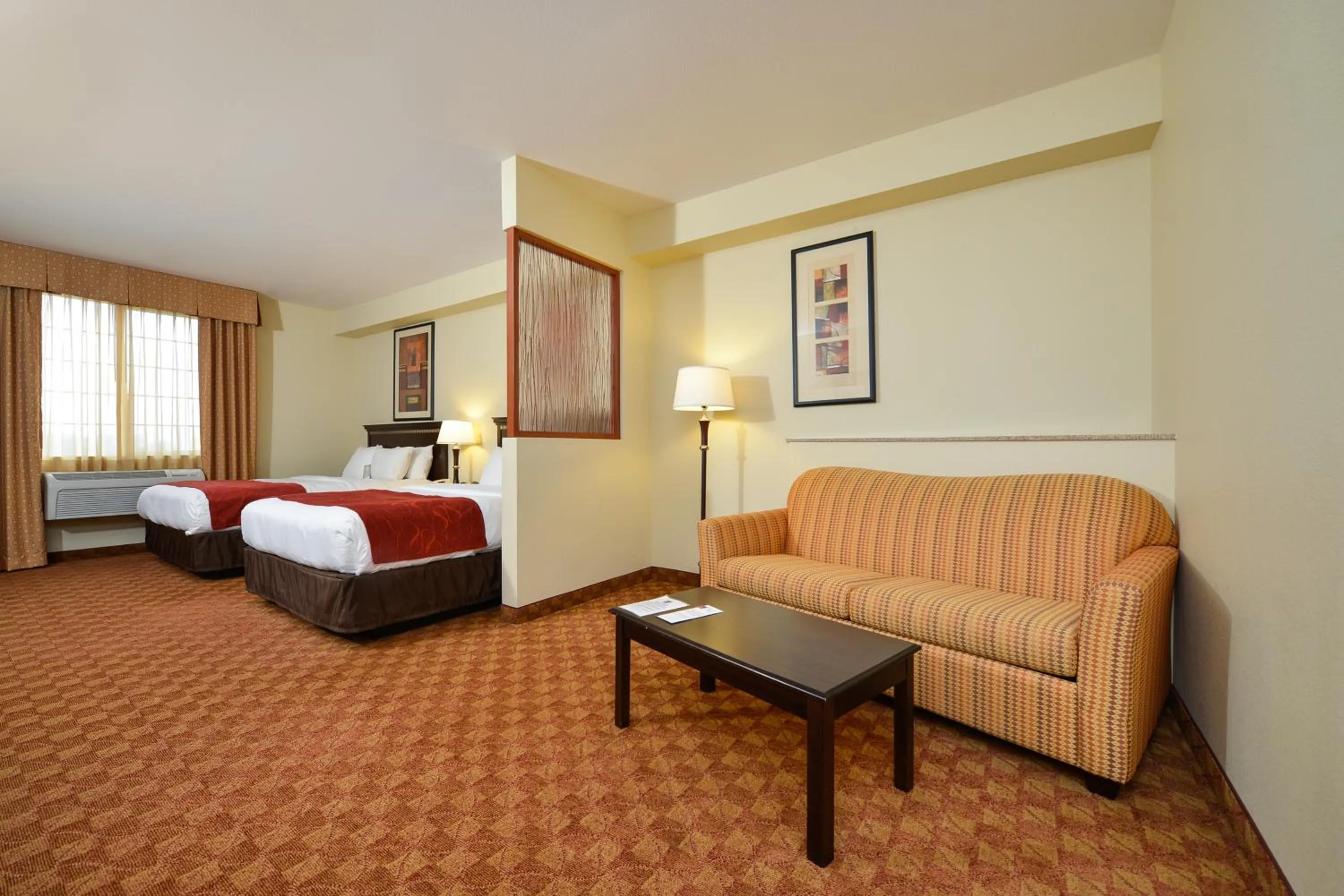 King Suite with Two King Beds - Non-Smoking in Comfort Suites Eugene University