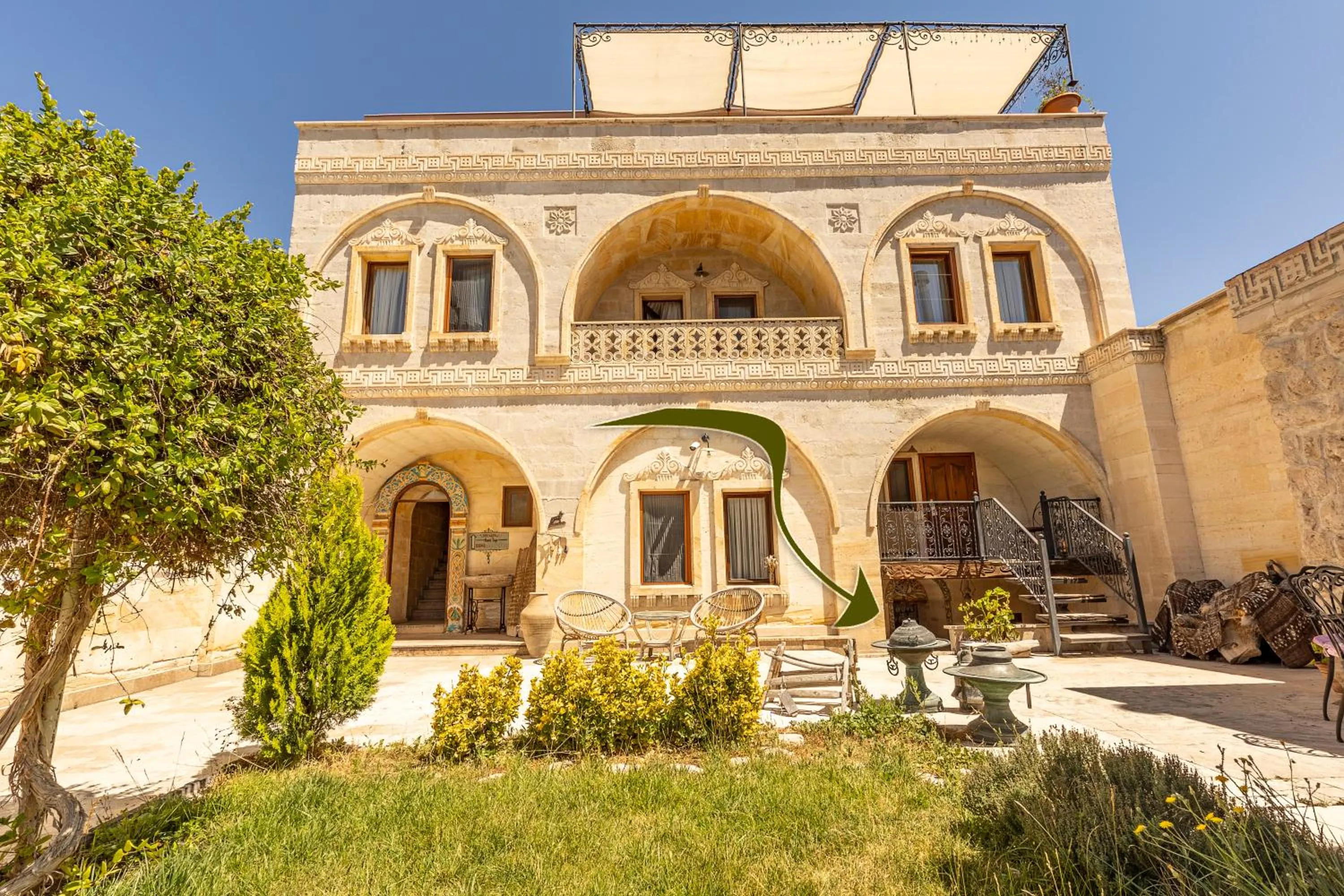 Double Cave Room  in Walnut House