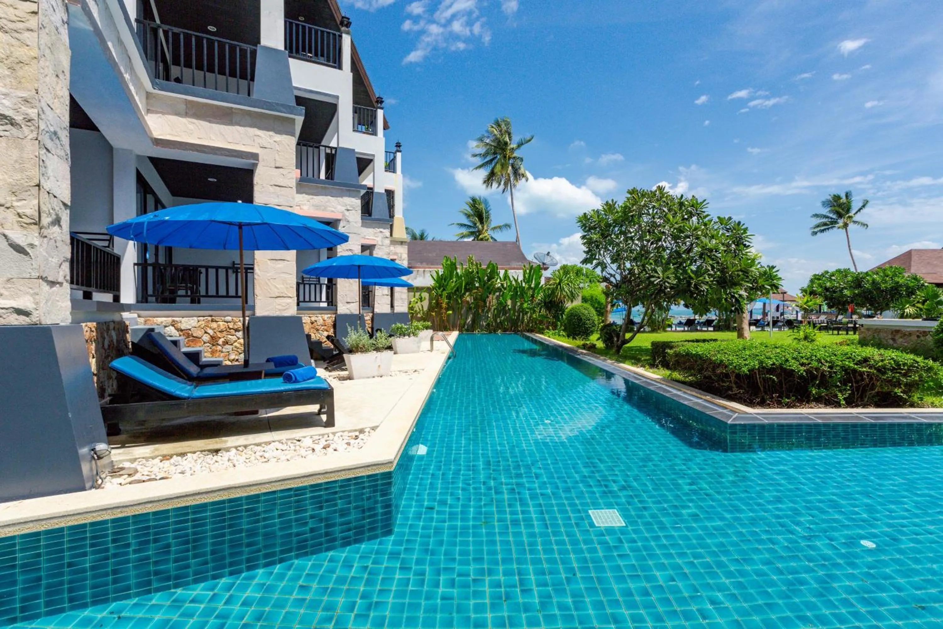 Deluxe Double Room with Pool Access in Samaya Wellness Resort