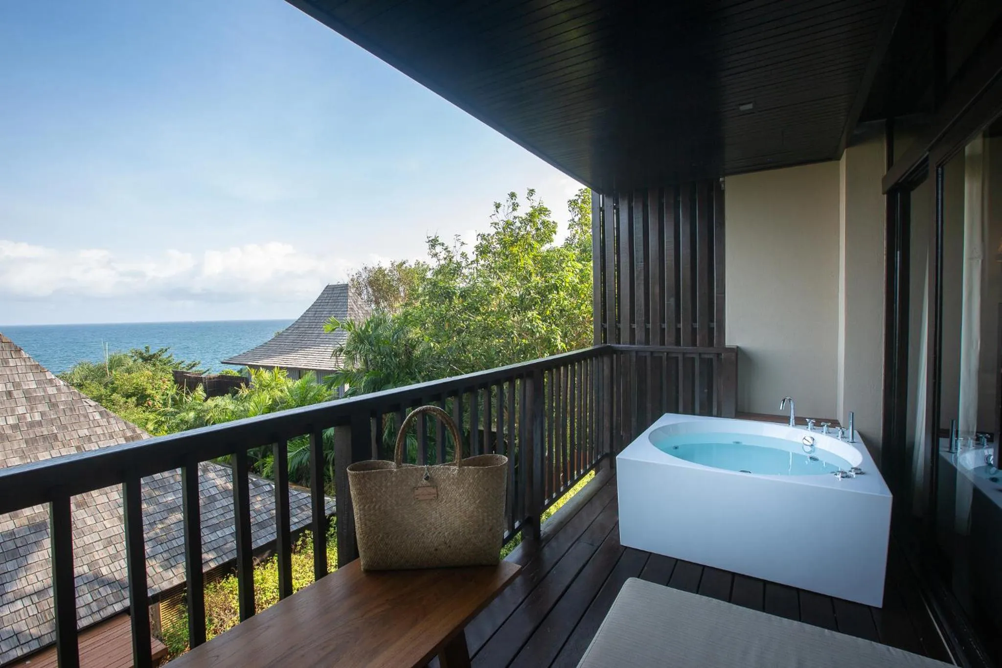 Deluxe Double Room with Ocean View and Hot Tub in Silavadee Pool Spa Resort - SHA Extra Plus