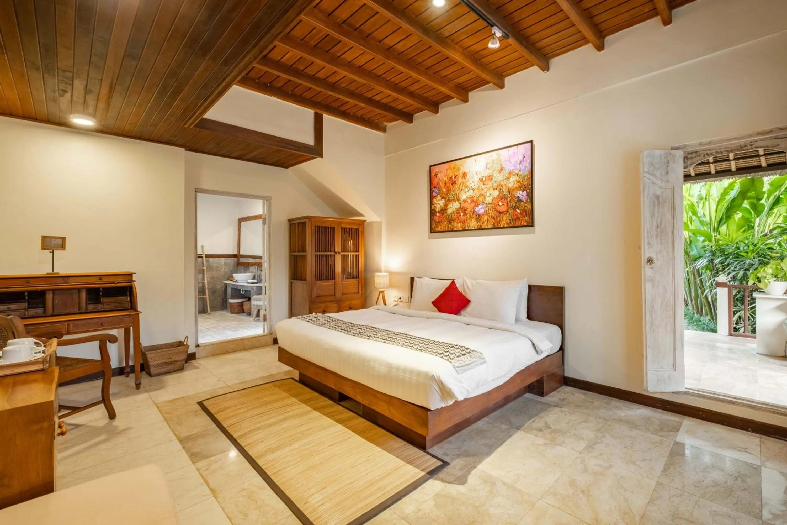 Suite Room with Garden View in Villa Semana Resort Ubud