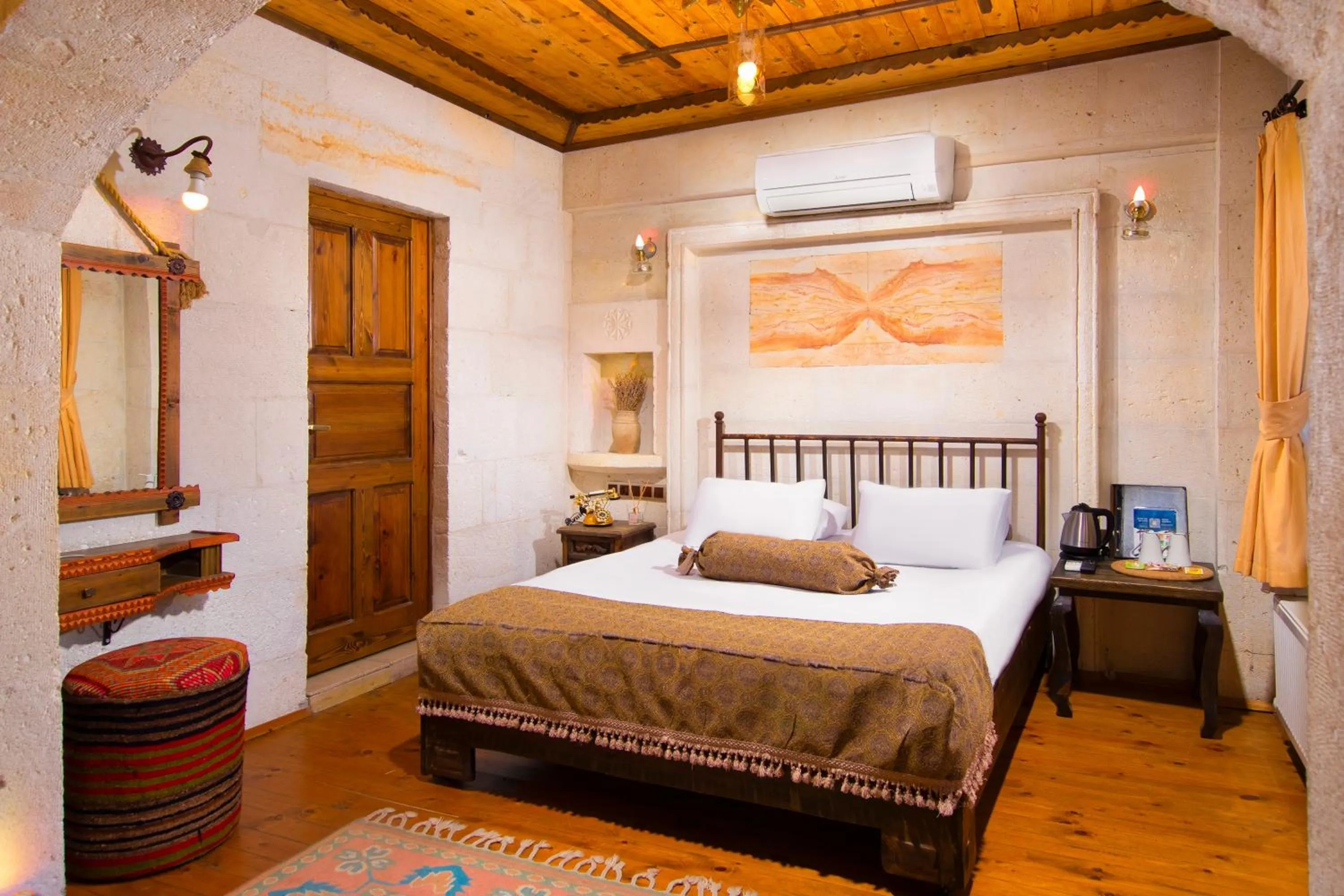 Deluxe Double Room with Balcony in Aja Cappadocia Cave Hotel