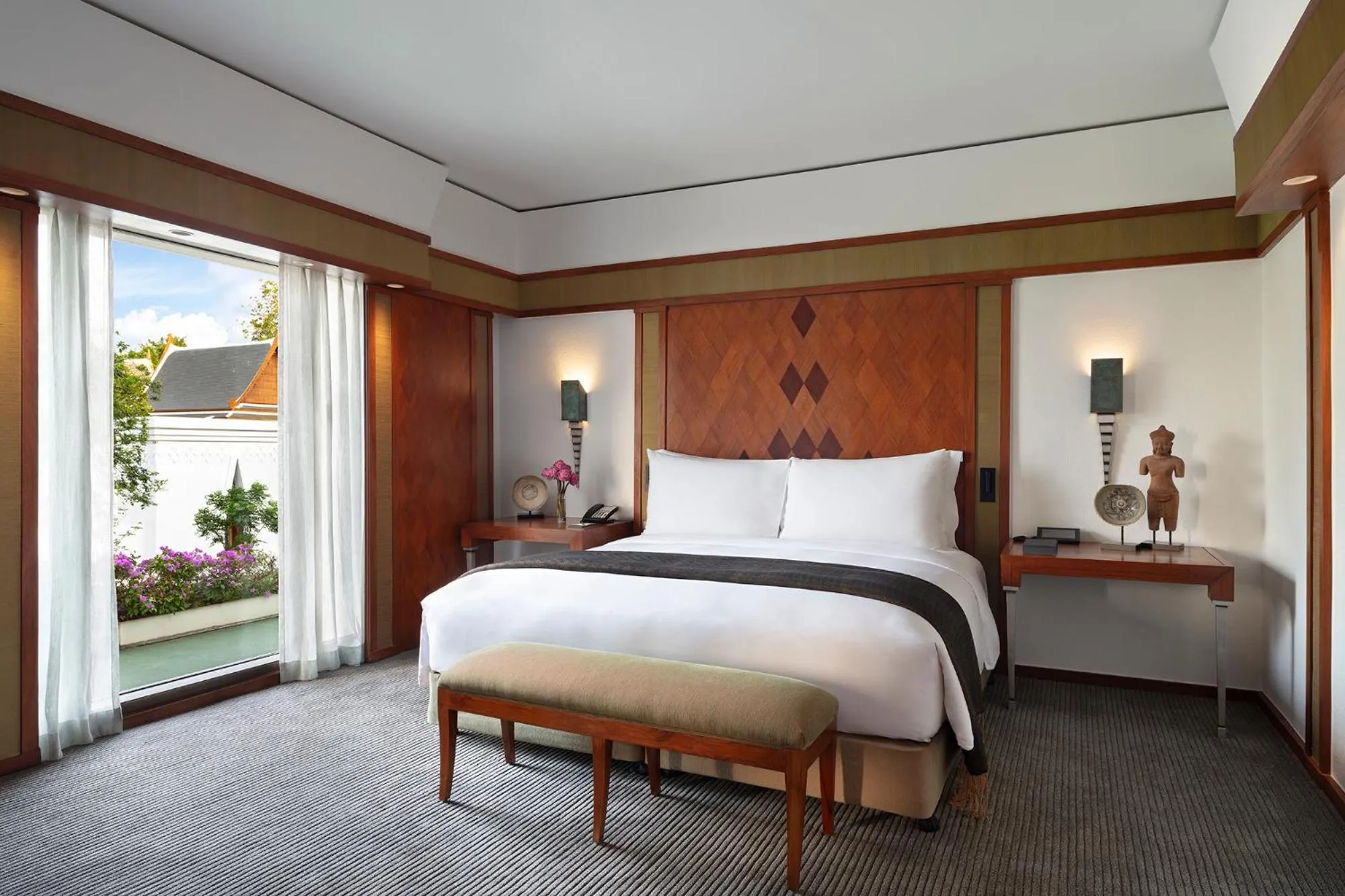 Executive Suite in The Sukhothai Bangkok