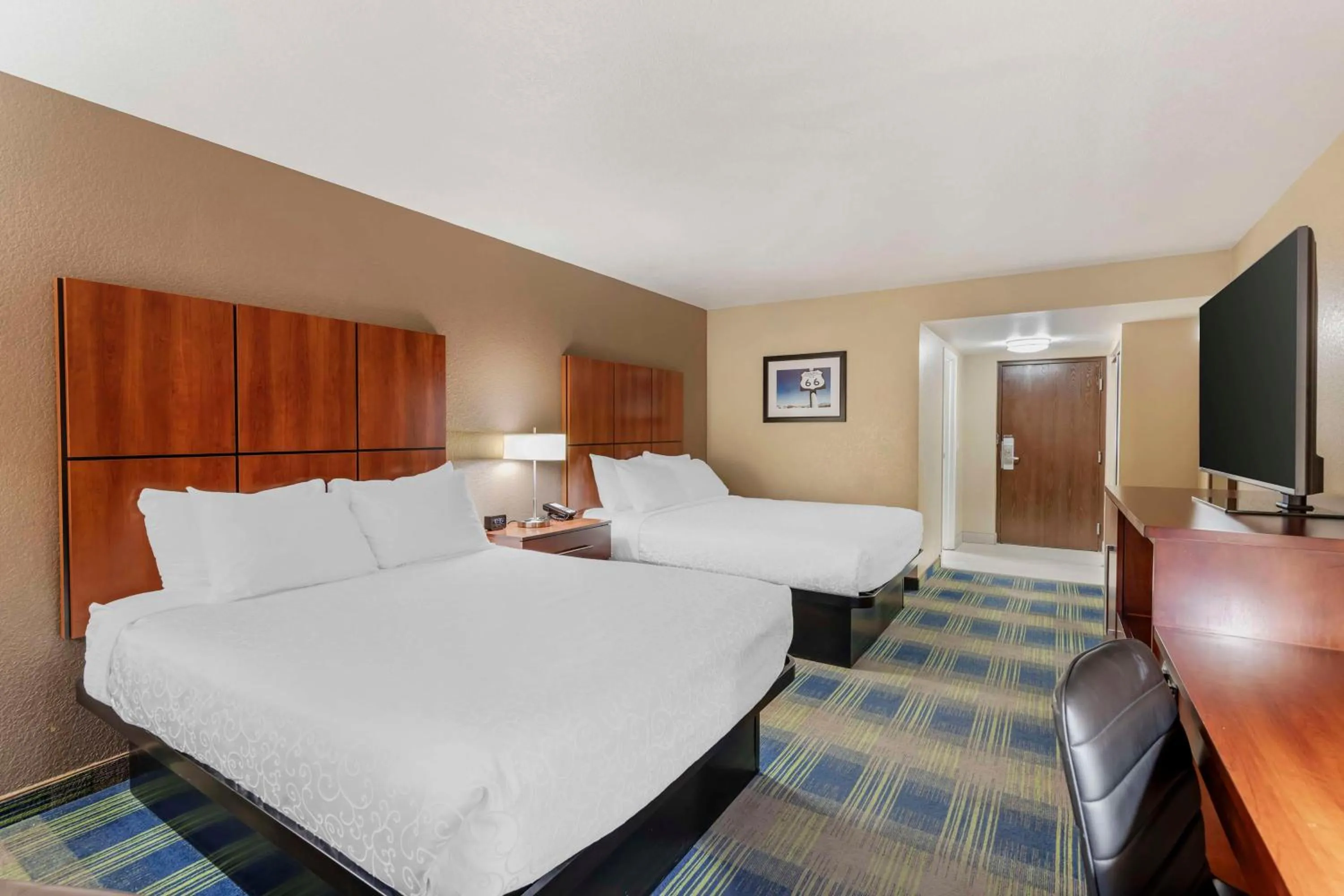 Queen Room with Two Queen Beds - Non-Smoking in Best Western Plus Heritage Inn Ontario Rancho Cucamonga