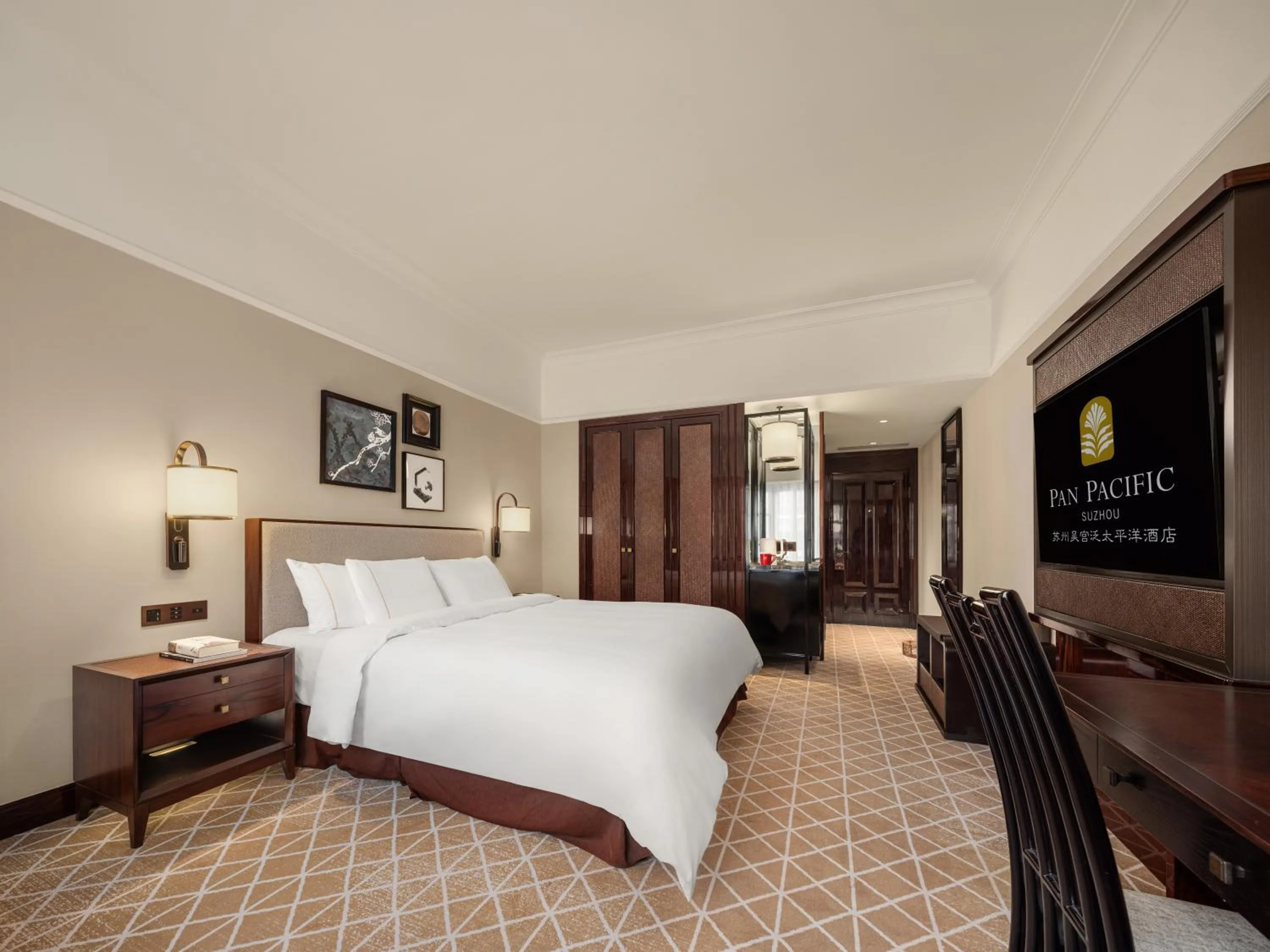 Deluxe King in Pan Pacific Suzhou -Including unlimited access to the 4A-level Panmen Scenic Area