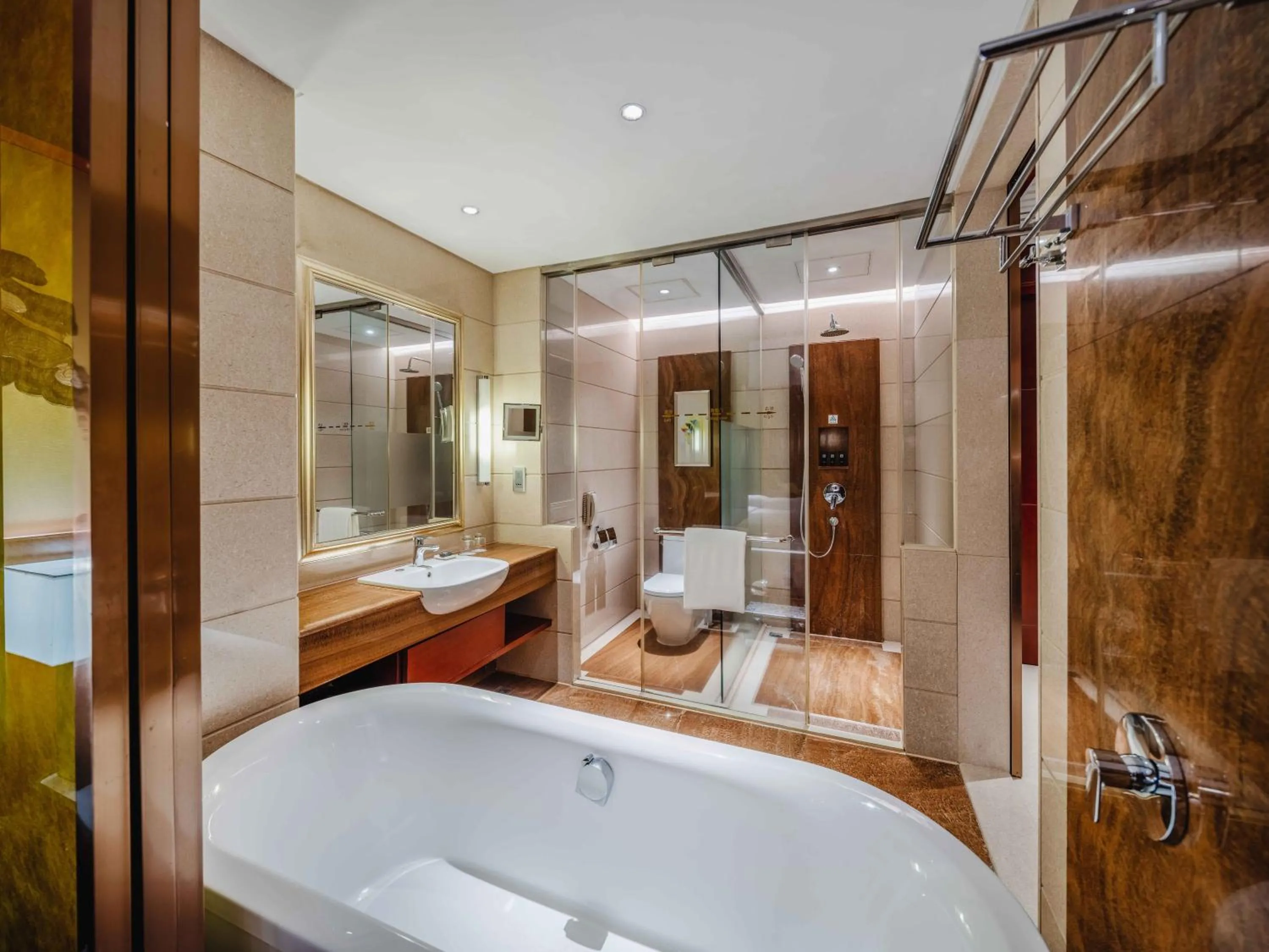 Superior King Room in Marco Polo Jin Jiang