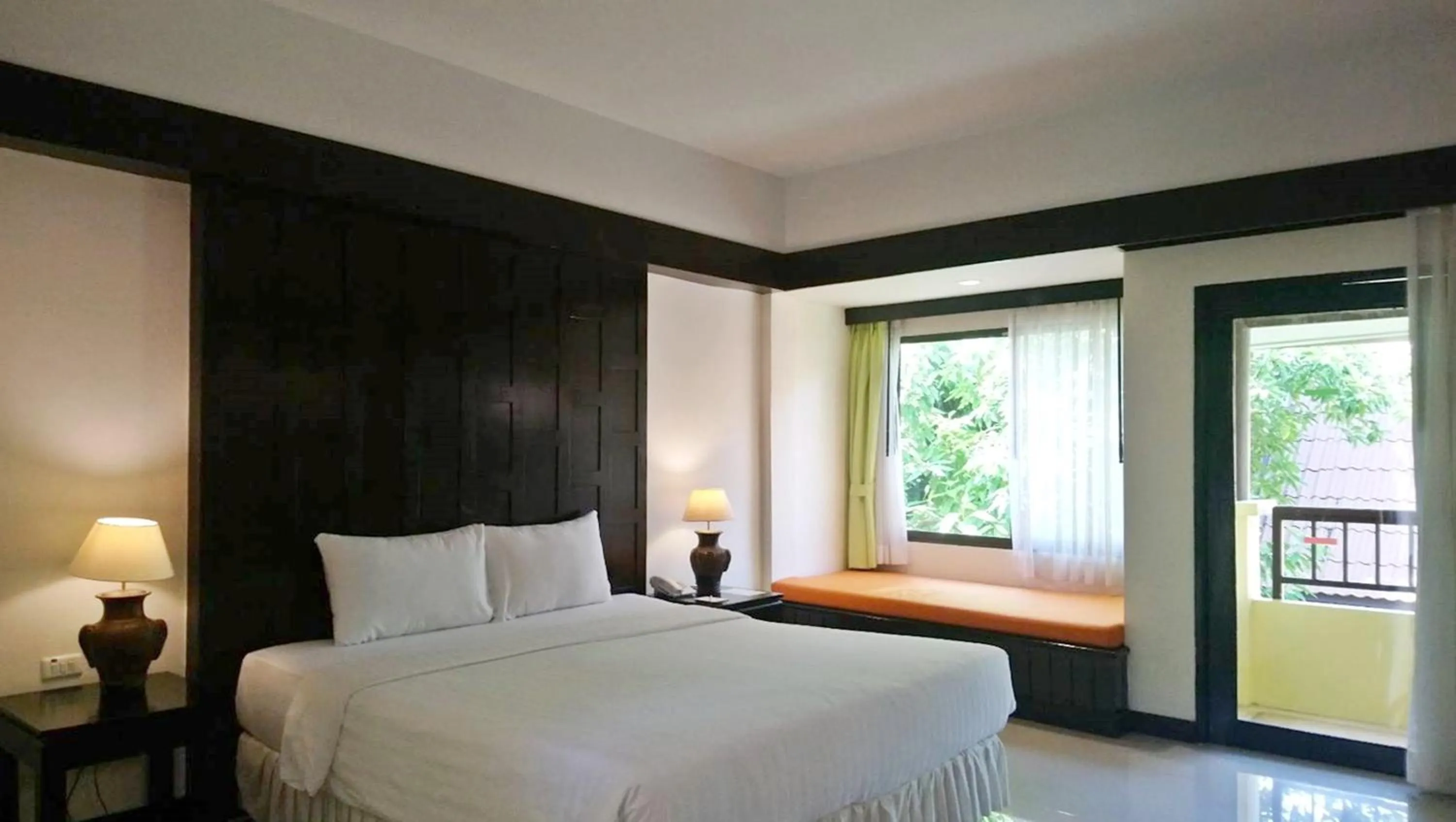 Superior Double or Twin Room with Garden View in Diamond Cottage Resort & Spa