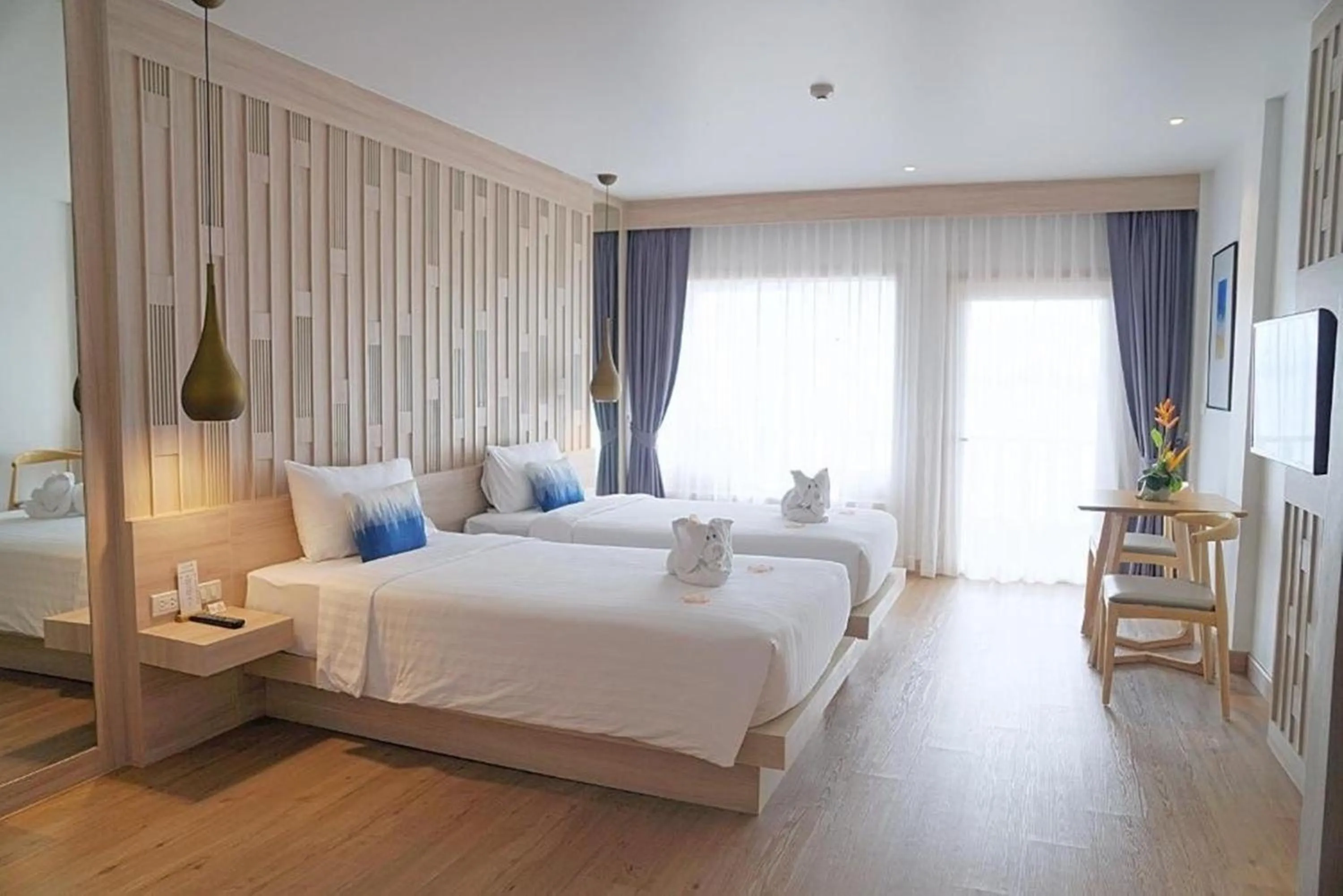 Deluxe Twin Room in Namaka Resort Kamala