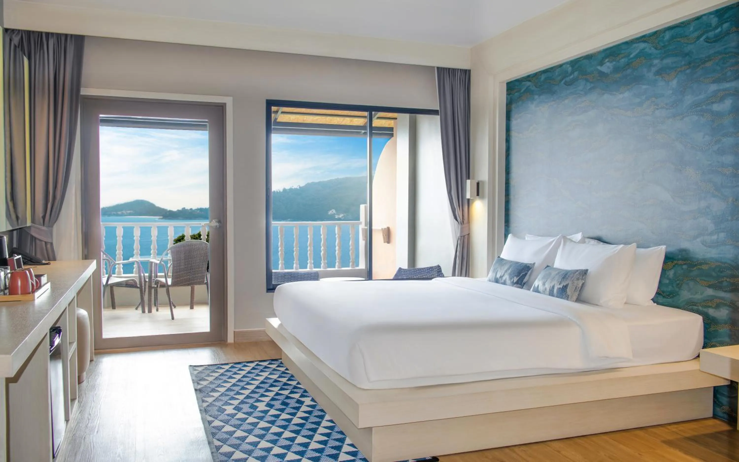 Premier Ocean with Large Balcony in Namaka Resort Kamala