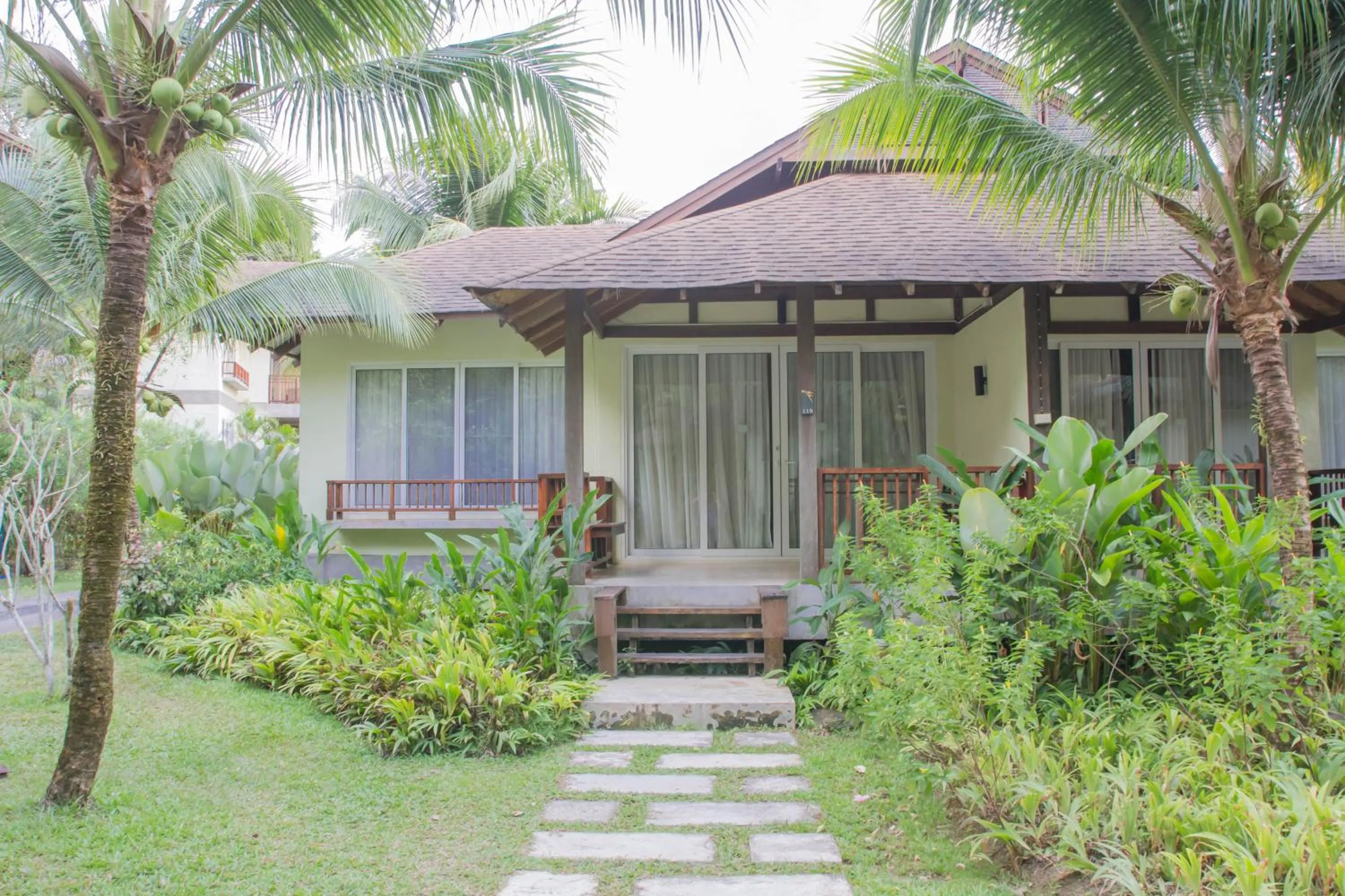 One-Bedroom Suite in Centara Chaan Talay Resort And Villas Trat