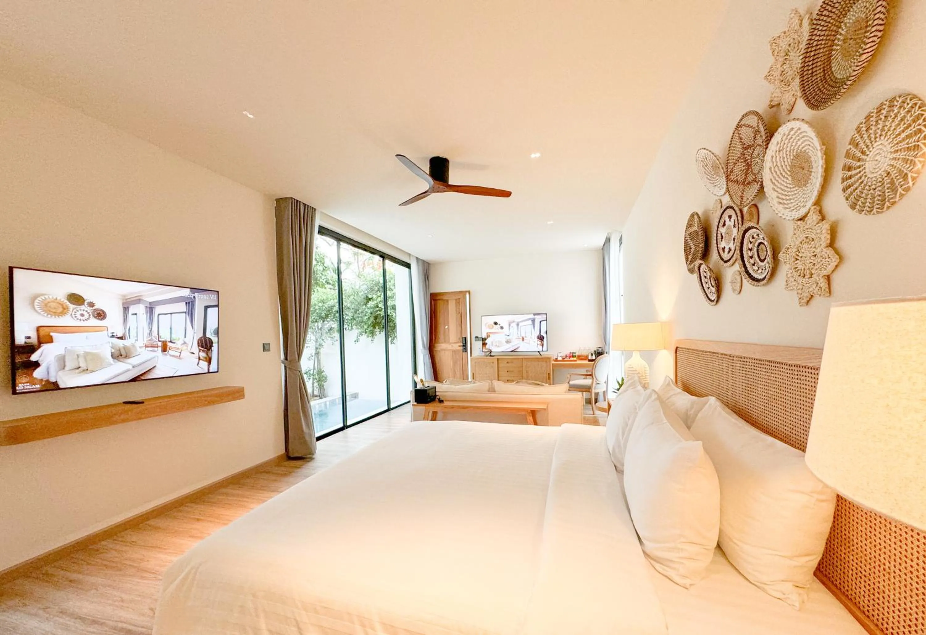 Executive Pool Villa with Roundtrip Airport Transfer in Baan Haad Ngam Boutique Resort