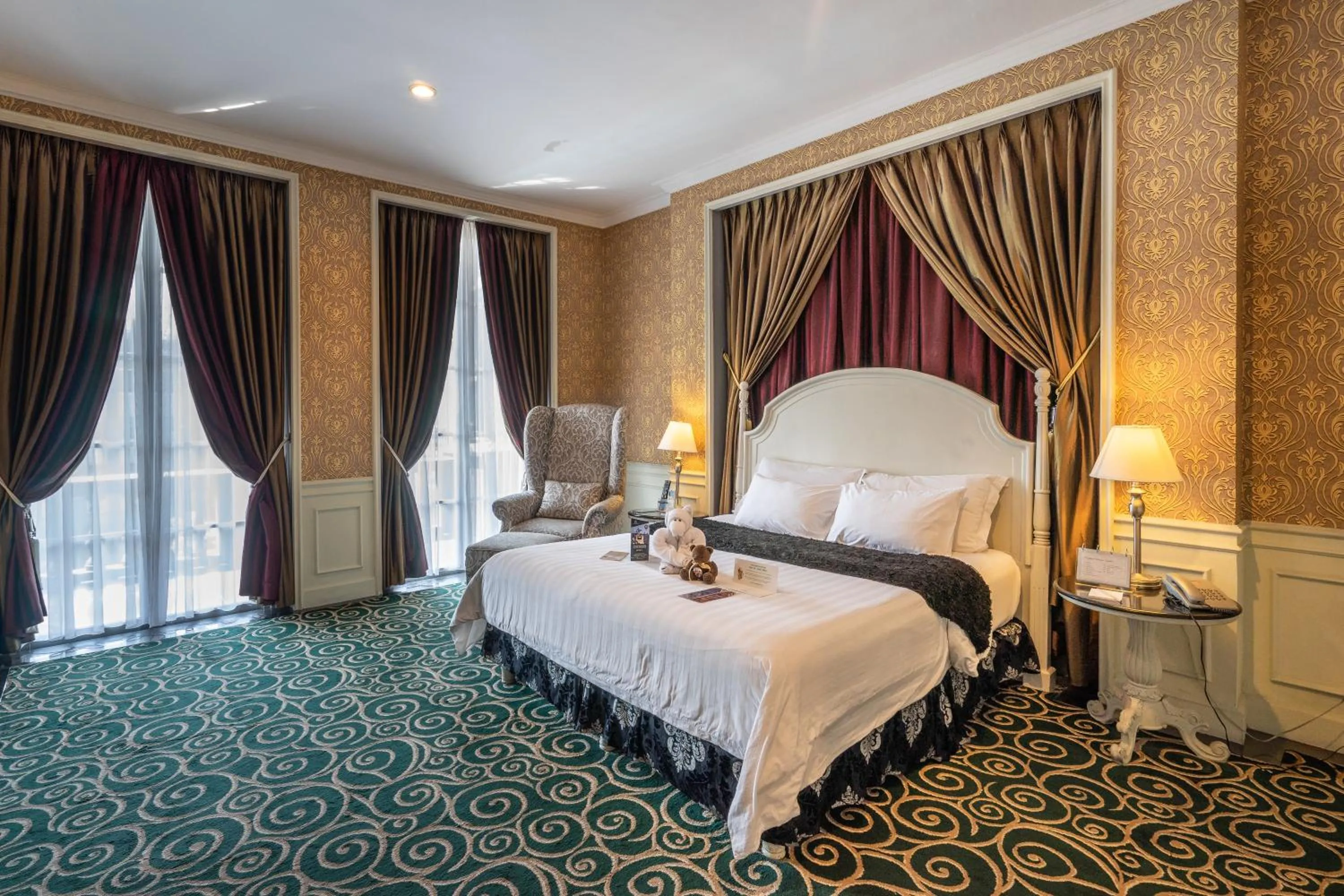 Deluxe King Room with View in GH Universal Hotel Bandung